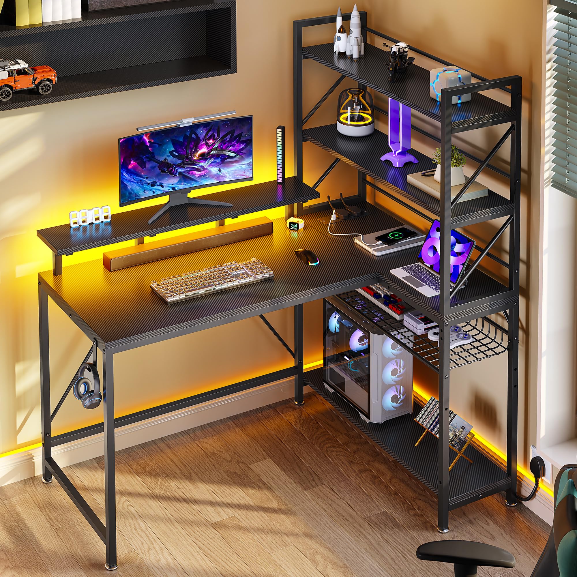YITAHOME Escritorio esquinero para Juegos en Forma de L con Tomas de Corriente y Luces LED, Escritorio de Esquina con estantes de 120 cm, Escritorio Reversible para computadora con estantes de