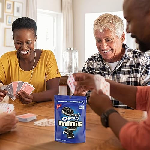 Vista 280 de OREO The Most Stuf Galletas sándwich de chocolate, edición limitada, 1 paquete resellable de 13.4 oz