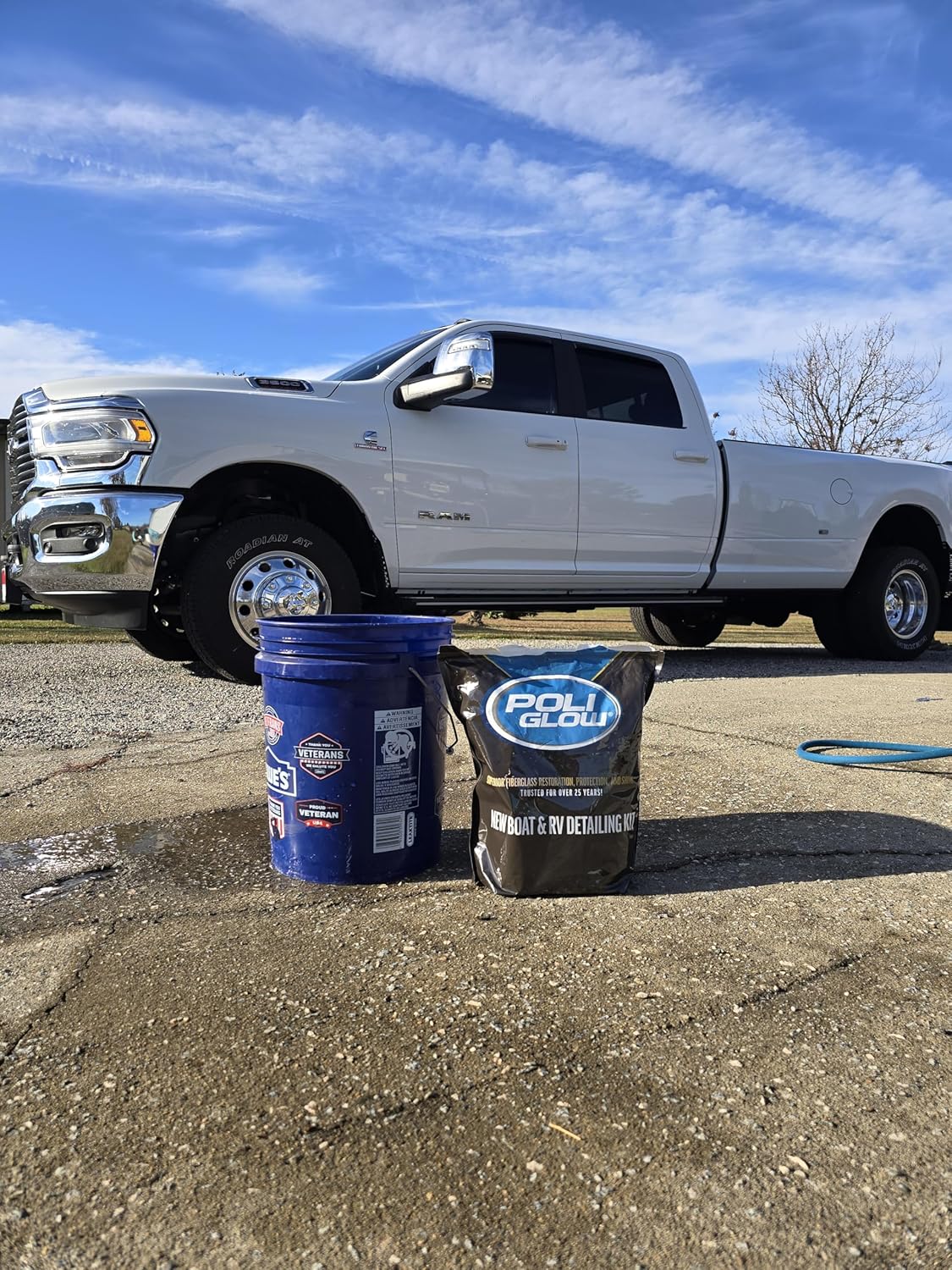 Poli Glow® 16 oz Vehicle Detailing Kit – All-in-One Cleaner & Protectant Set for Cars, Boats & RVs – Includes Interior, Exterior, Leather & Ceramic Detailers + Microfiber Towels – 7-Piece Kit