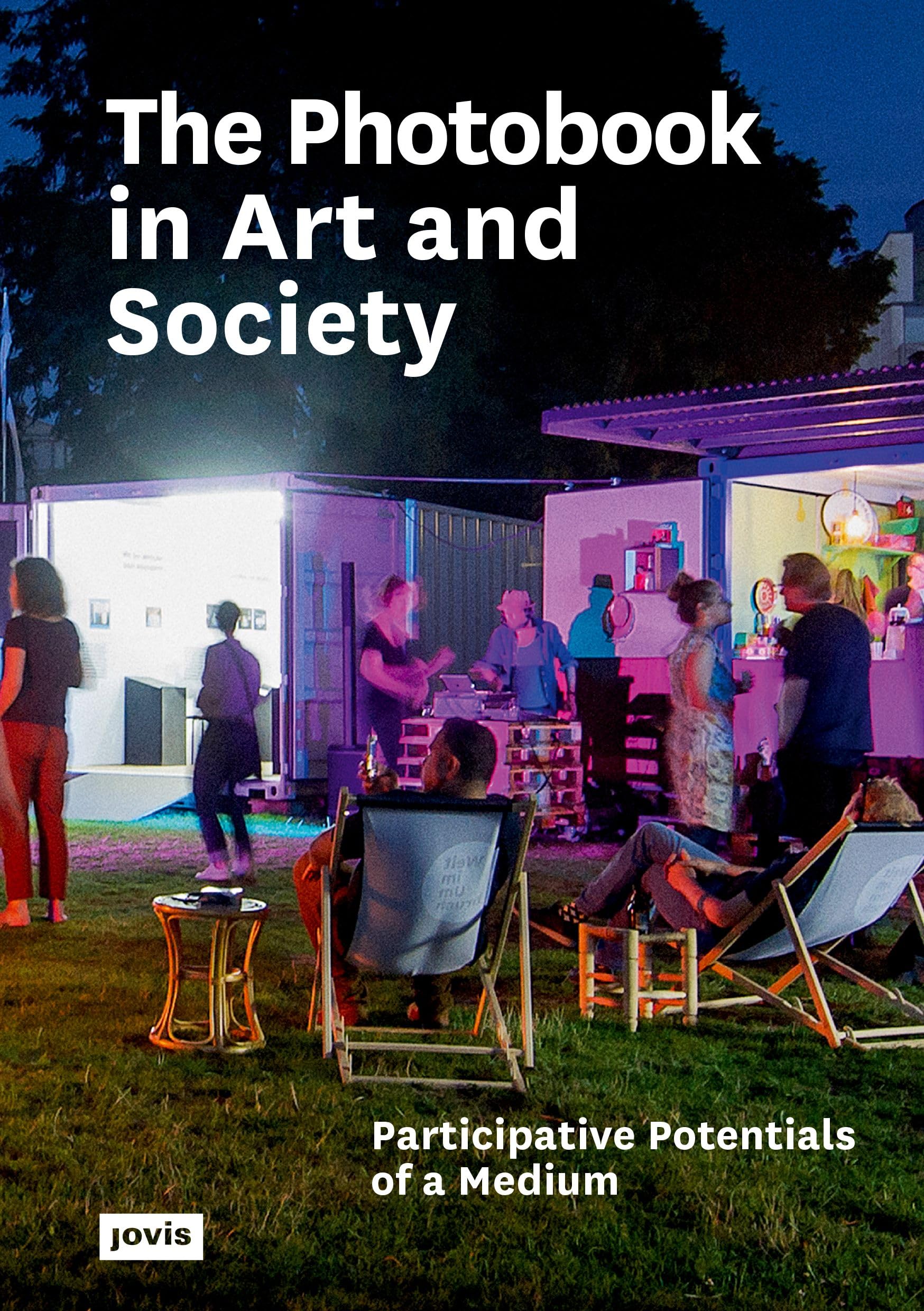 Livre The Photobook in Art and Society et le potentiel participatif de la photographie
