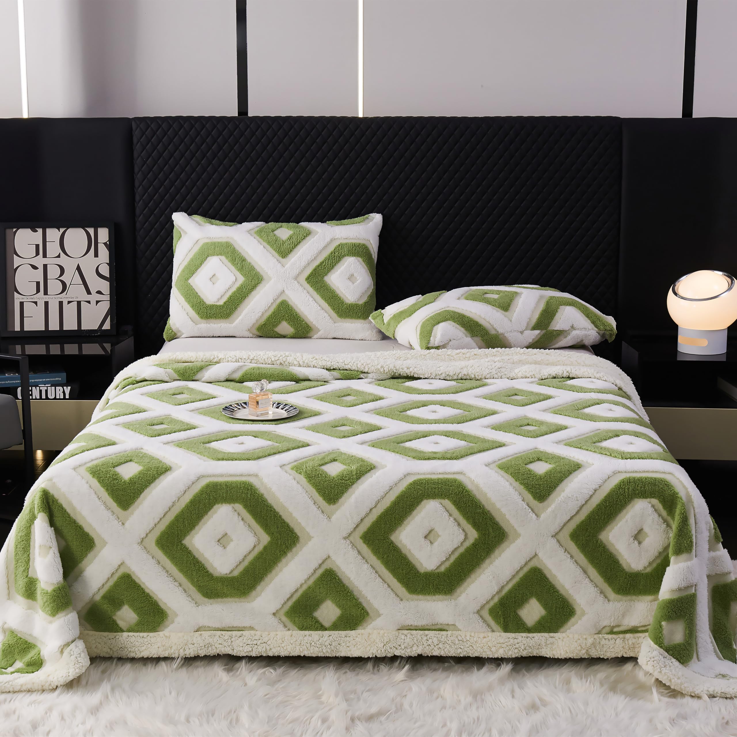 LEVINIS Large Bohemian Bed Blankets 80'' × 90'', Green | Ultra Soft Aztec Bed Blanket for All Season, Cozy, Plush, Bohemian Throw Blanket for Couch/Sofa/Office/Camping