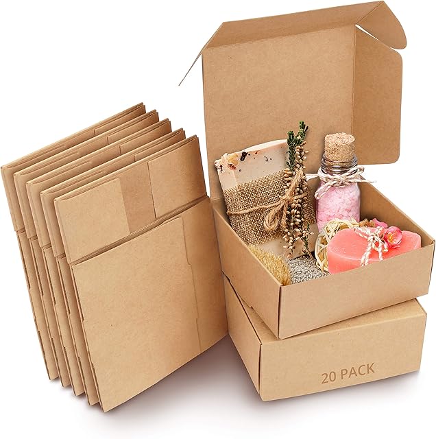 Kurtzy Brown Kraft Gift Boxes (20 Pack) - Box Measures 12 x 12 x 5cm (4.72 x 4.72 x 1.96 inches) - Easy Assemble Square Presentation Favour Present Box - Parties, Birthdays, Weddings, Holidays