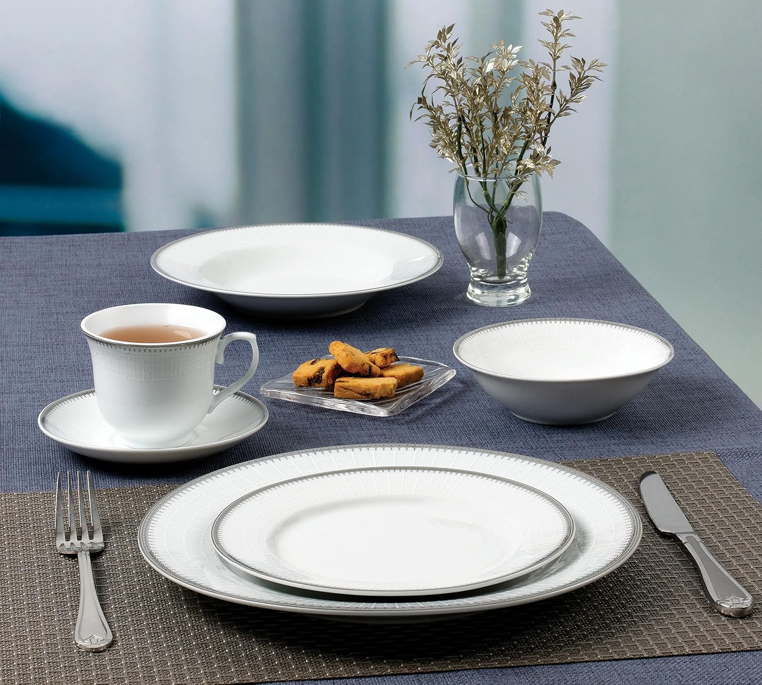 Stylish and Elegant 24 Pieces Porcelain Dinnerware Set Service for 4 People - Alyssa, Silver