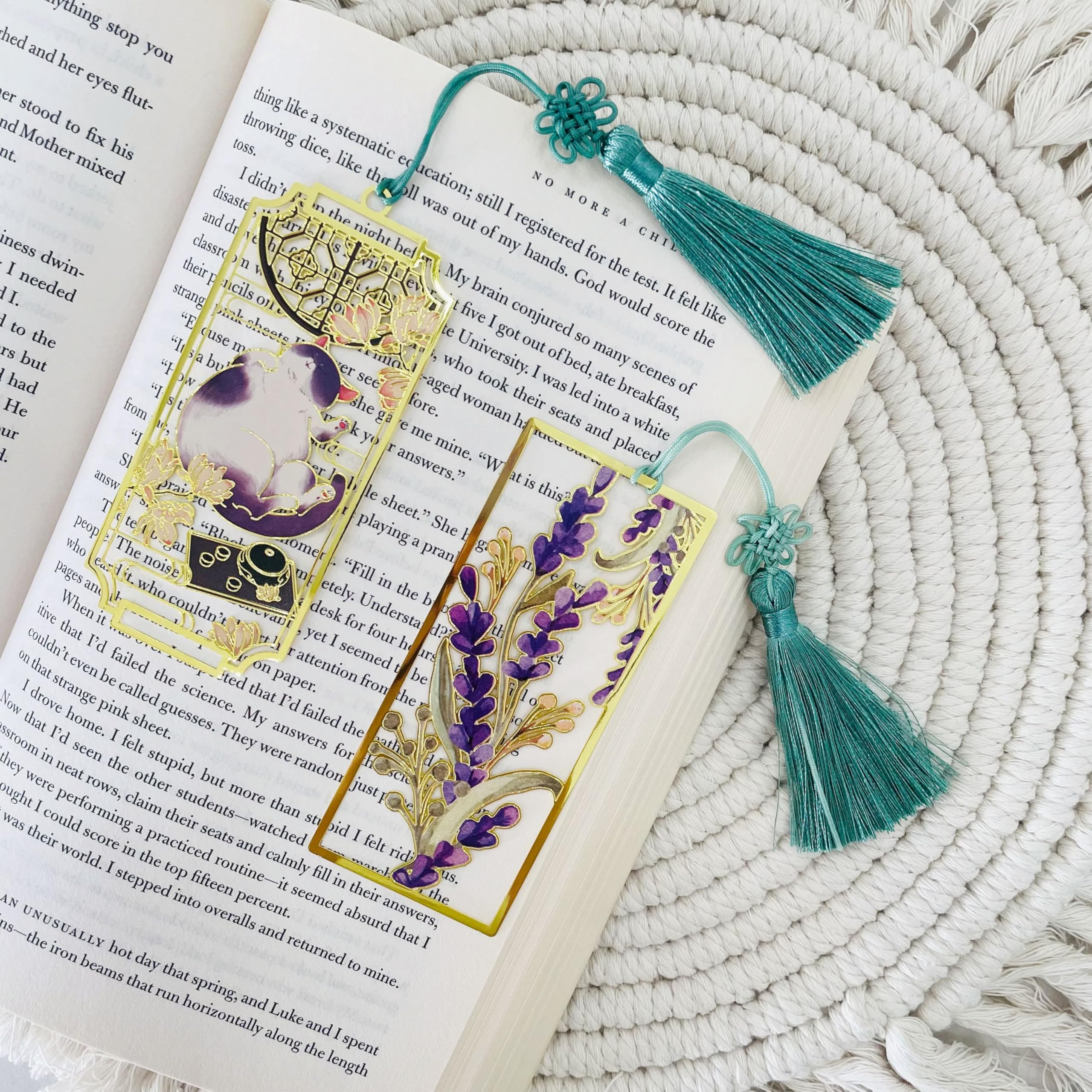HEYMILA 2 Pack Premium Metal Bookmarks with Cats & Violet Flower, Bookmarks Ideal Gift Idea for Women Teachers, Students - Image 2