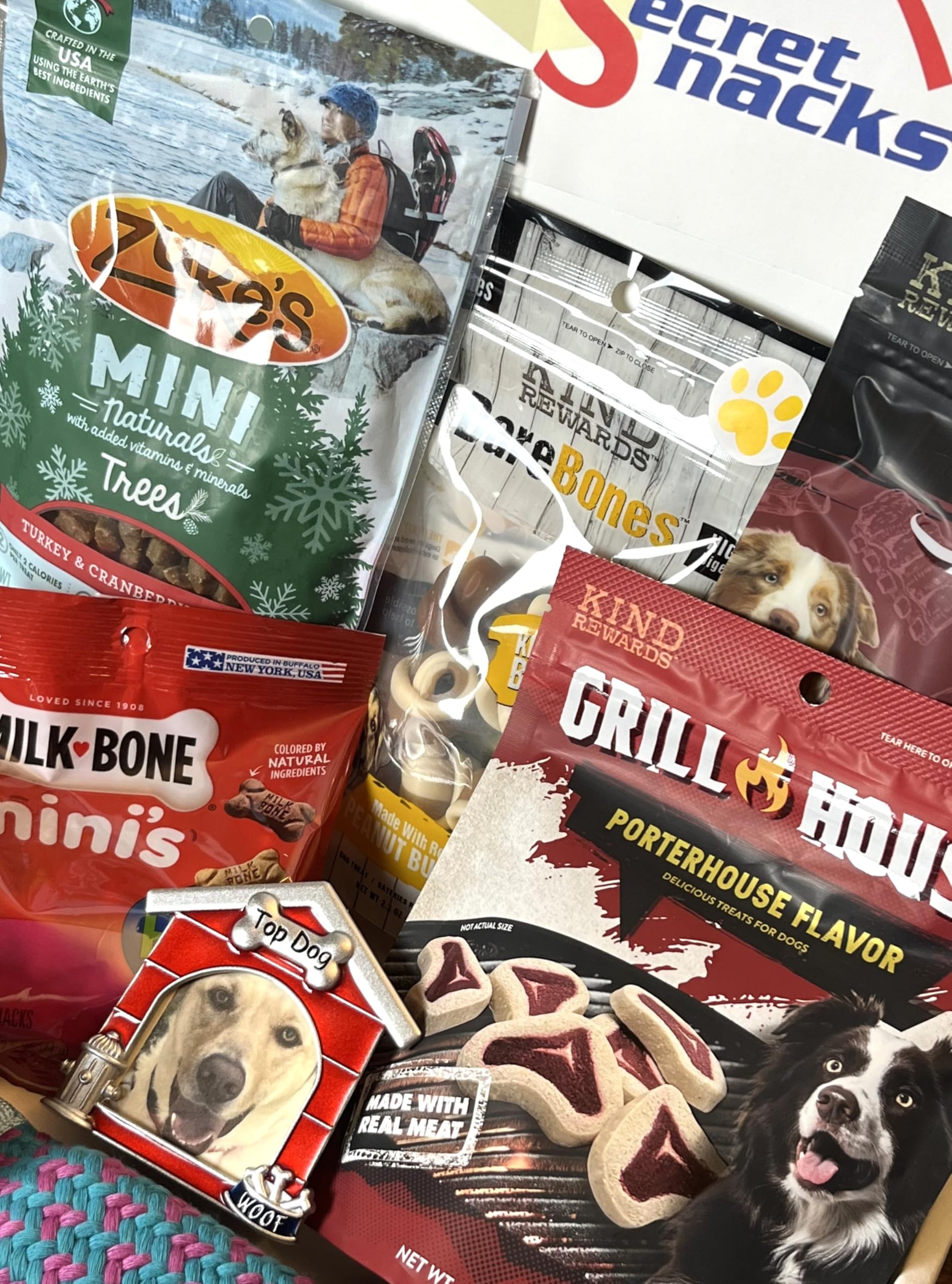 Caja de regalo para perros con marco de fotos adicional para tu bebé peludo favorito. Relleno de golosinas y juguetes para mantener a tu perro entretenido