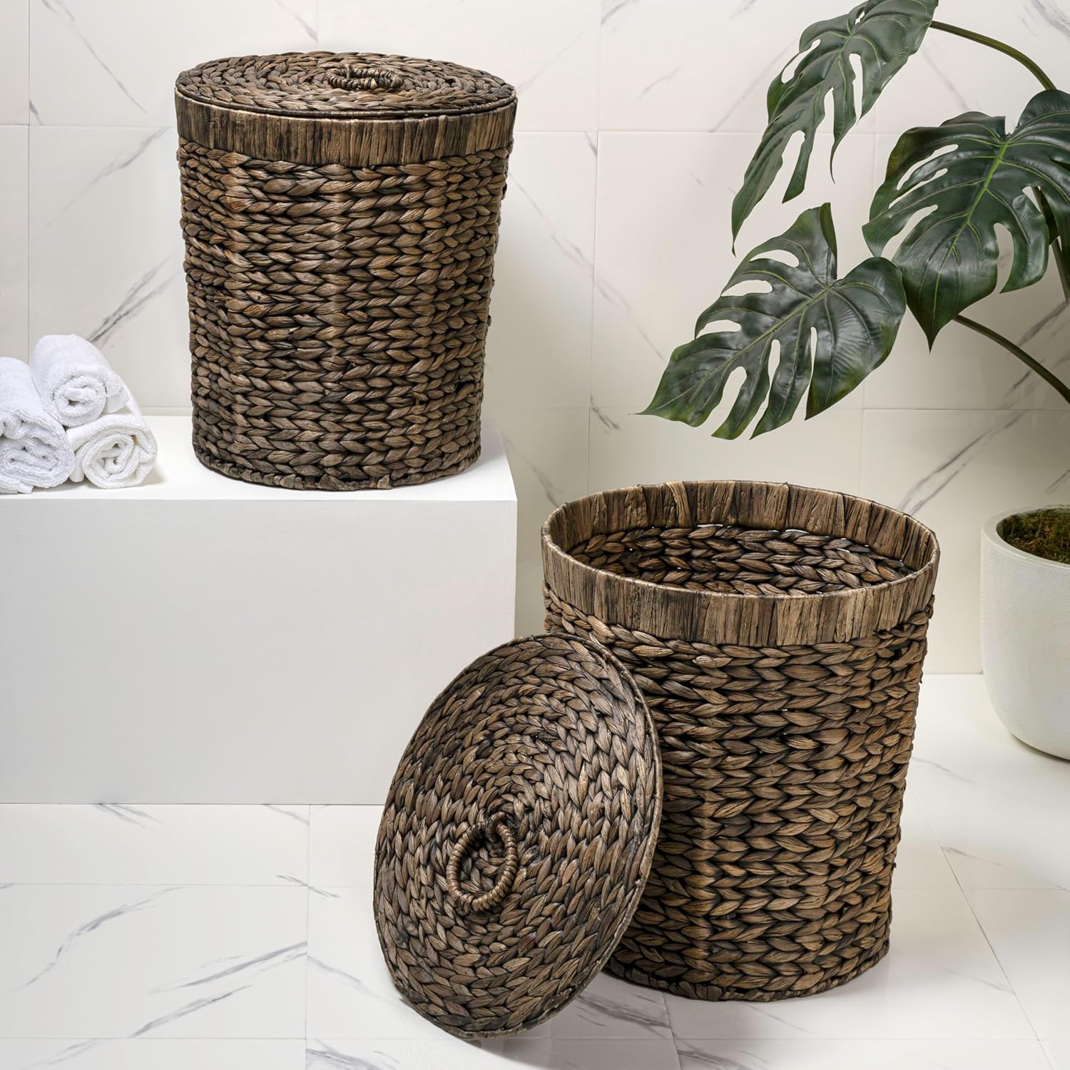 happimess HPM1400B-SET2 Nora Coastal Bohemian Handwoven Water Hyacinth 5.7-Gallon Tapered Round Wicker Watebasket with Lid, Brown (Set of 2)