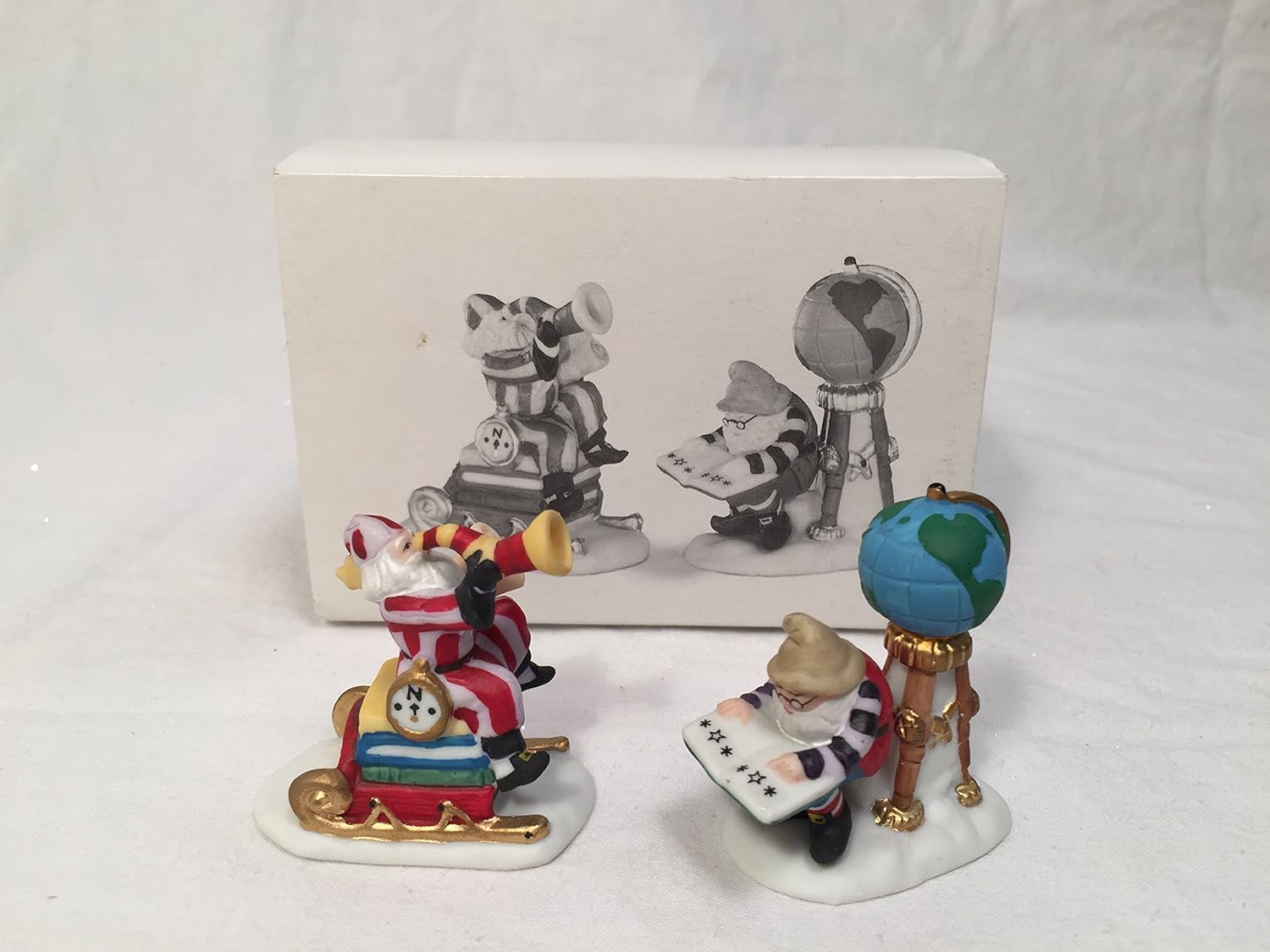 Dept 56 Charting Santa's Course #5636-4 Heritage Village Collection