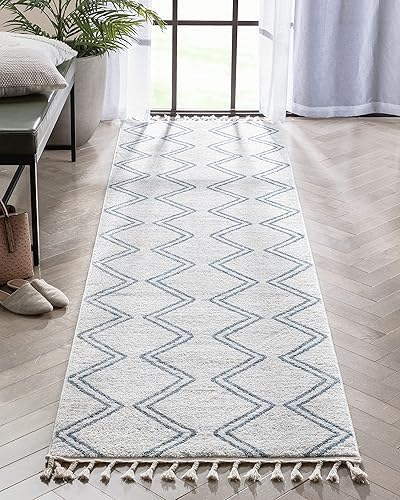 Well Woven Merri - Alfombra de pasillo resistente a las manchas con patrón geométrico de rayas azul marfil (2 pies 7 pulgadas x 9 pies 10 pulgadas)