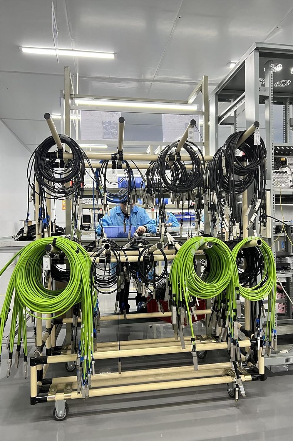 10G SFP+ AOC Cables 10G SFP+ to SFP+ Active Optical Cable Compatible with Netgear,Cisco SFP-10G-AOC1M, Ubiquiti, 1-Meter