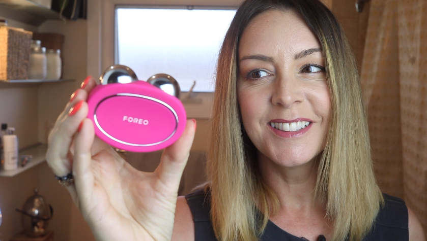 Watch Review&colon; Foreo Bear microcurrent facial on Amazon Live