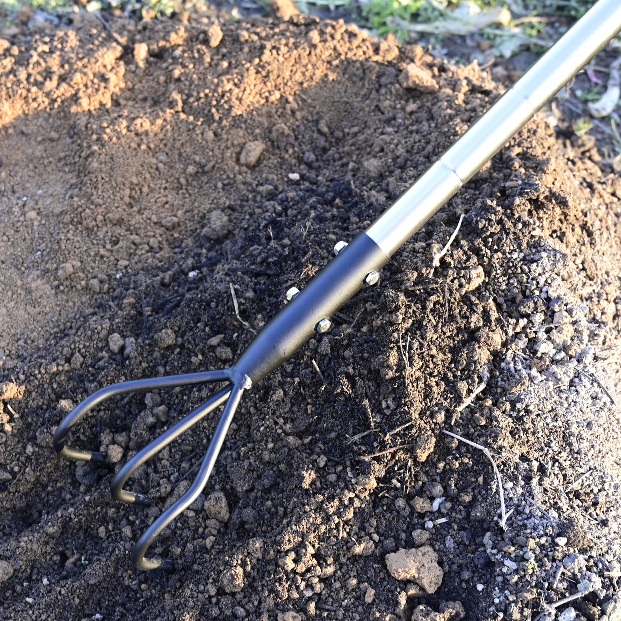 BARAYSTUS Cultivador manual robusto de 145 cm, acero al carbono, longitud ajustable, herramientas de jardín, cultivador de 3 dientes para jardín, aflojamiento del suelo