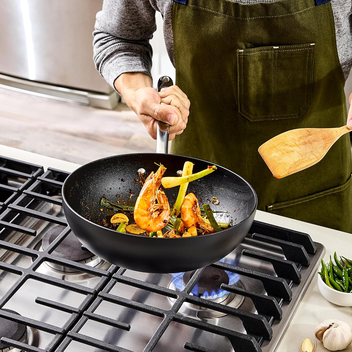 All-Clad Hard Anodized Expert Nonstick 10-Inch Wok Pan, Stay-Cool Handle, Dishwasher-Friendly, Oven-Safe Up to 500°F, Wok for Stir Fry, Induction Ready, Compatible with All Cooktops, Black