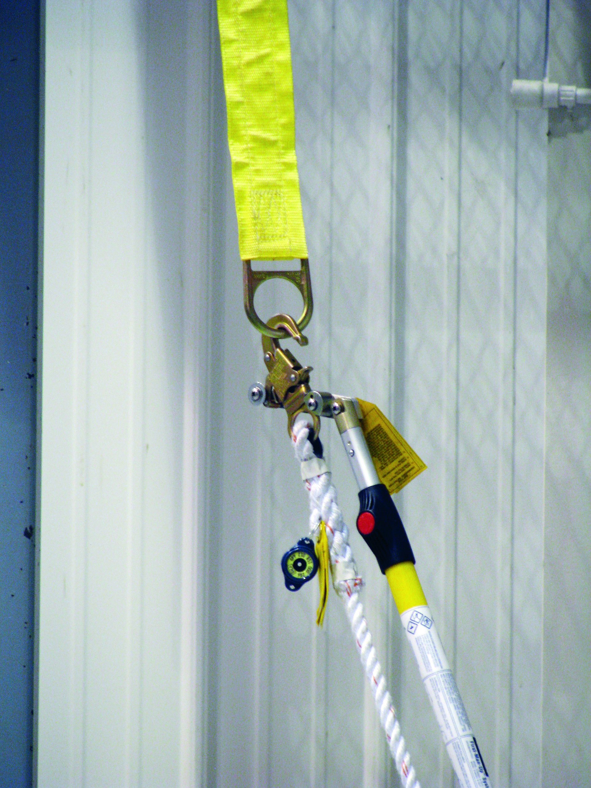 3M DBI-SALA First-Man-Up 2104528 Remote Anchor System, 6 to 12' Pole, Tie-Off Adaptor And Snap Hook Installation/Removal Tool, 3' Tie-Off Adaptor, Carrying Bag, Navy/Yellow
