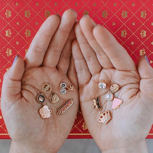 Miniatura 6 de Make It Real Cadenas y Abalorios de Juicy Couture, Kit de Pulseras DIY, Incluye 12 Abalorios de Juicy Couture, Hace hasta 5 Pulseras, Ayuda a las