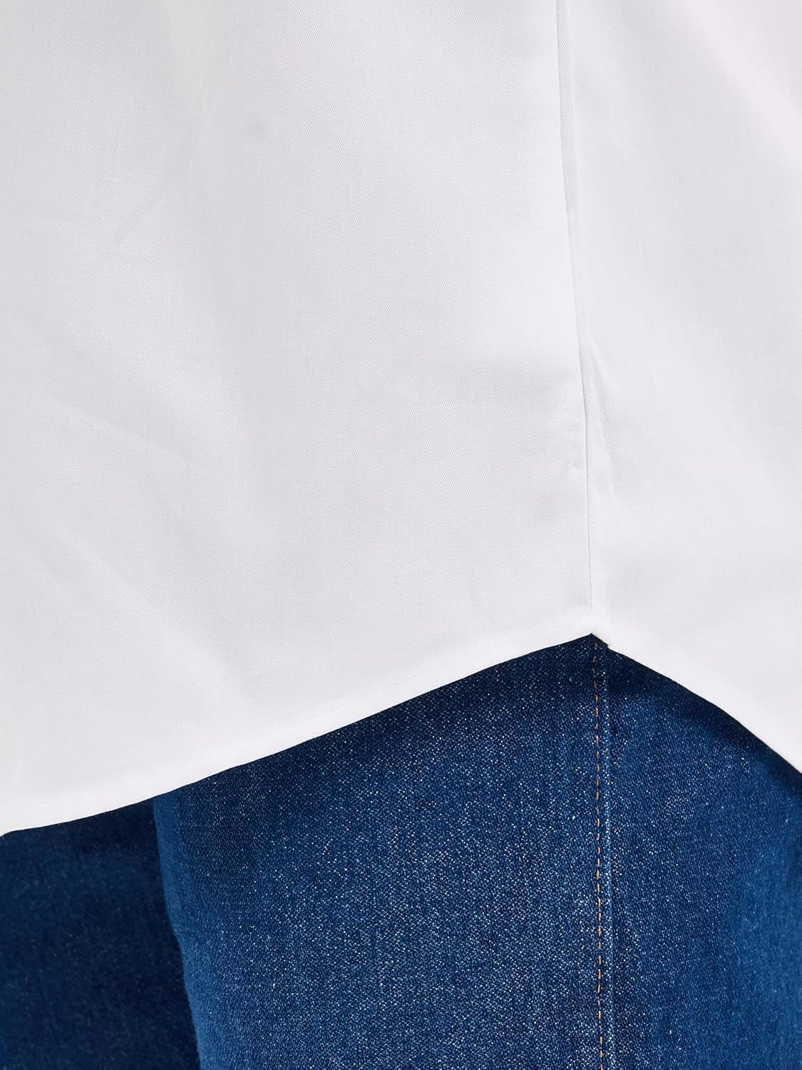 WranglermensPainted Desert Two Pocket Long Sleeve Button Shirt - Image 2