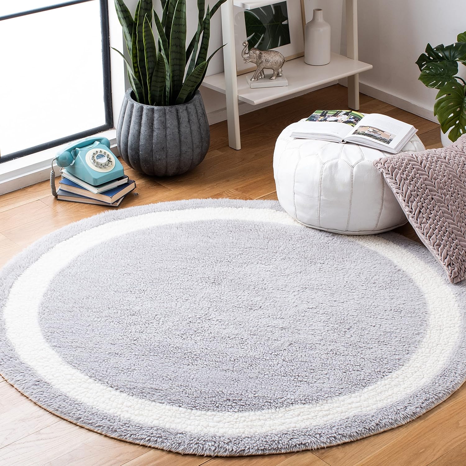SAFAVIEH Vermont Collection 6' Round Grey/Ivory VRM477F Handmade Machine Washable Premium New Zealand Wool Entryway Foyer Living Room Bedroom Kitchen Area Rug