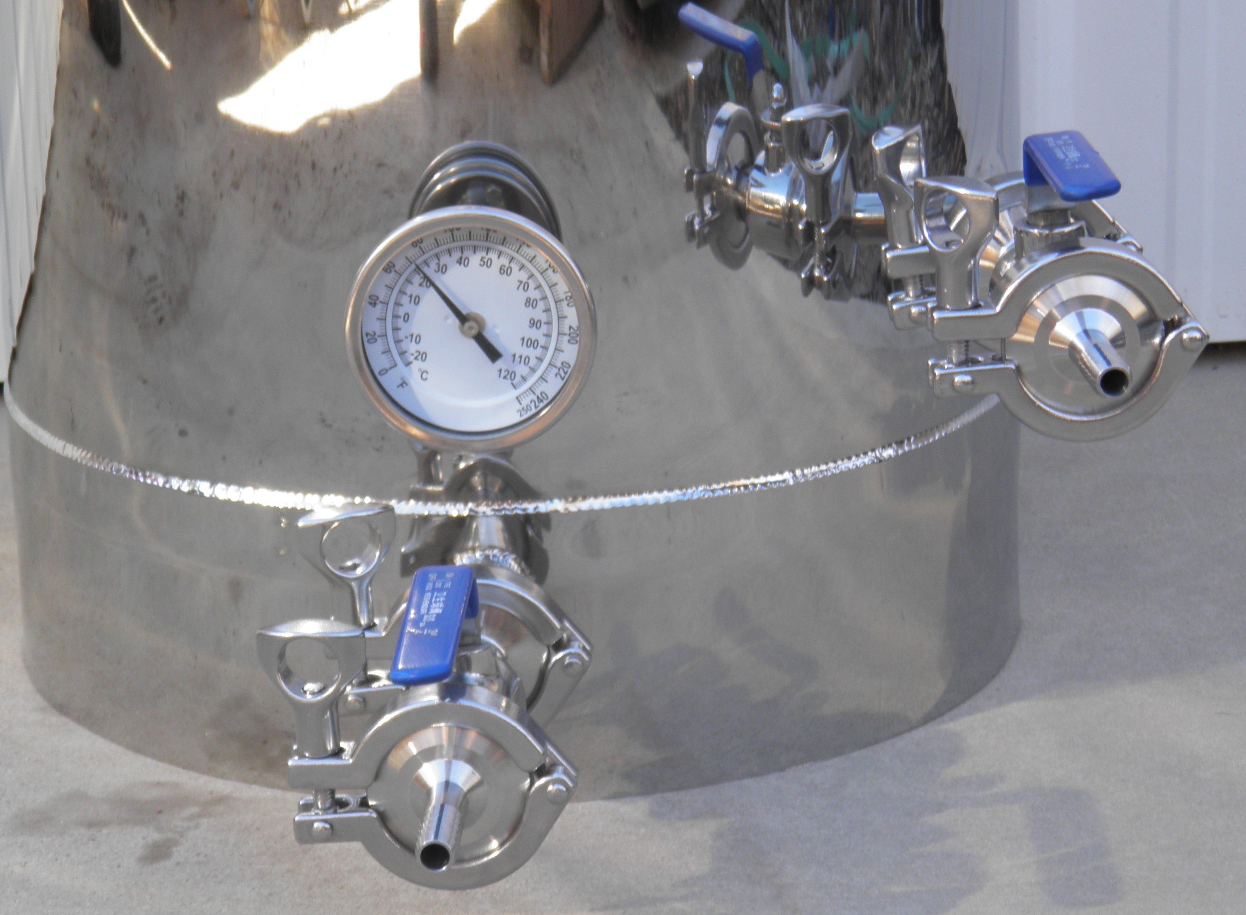 15 Gallon Brew Kettle with Thermowell, Tangential Inlet