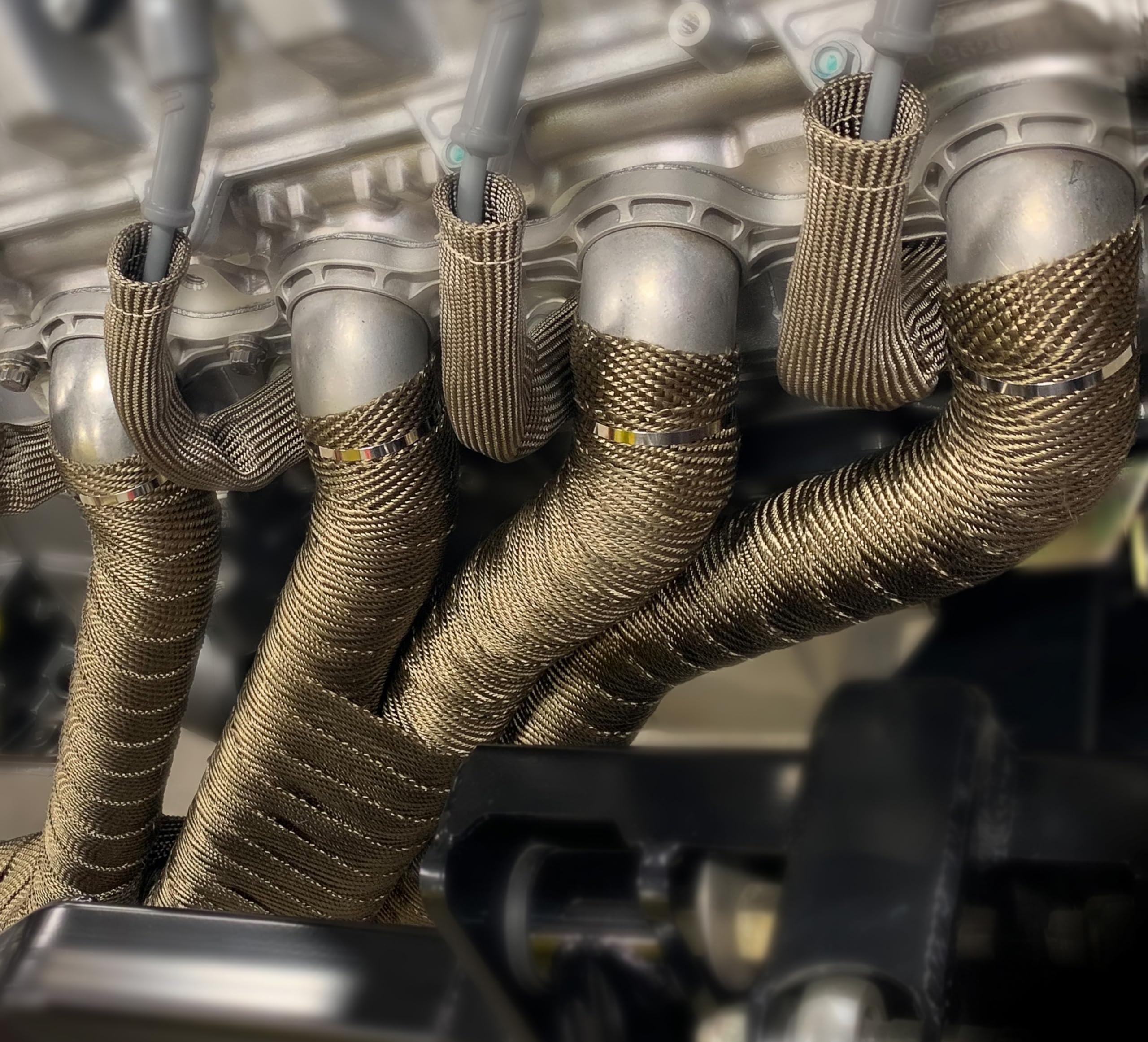 Amazon | DEI エキゾーストラップ チタニウムサーモバンテージ 2.5cm