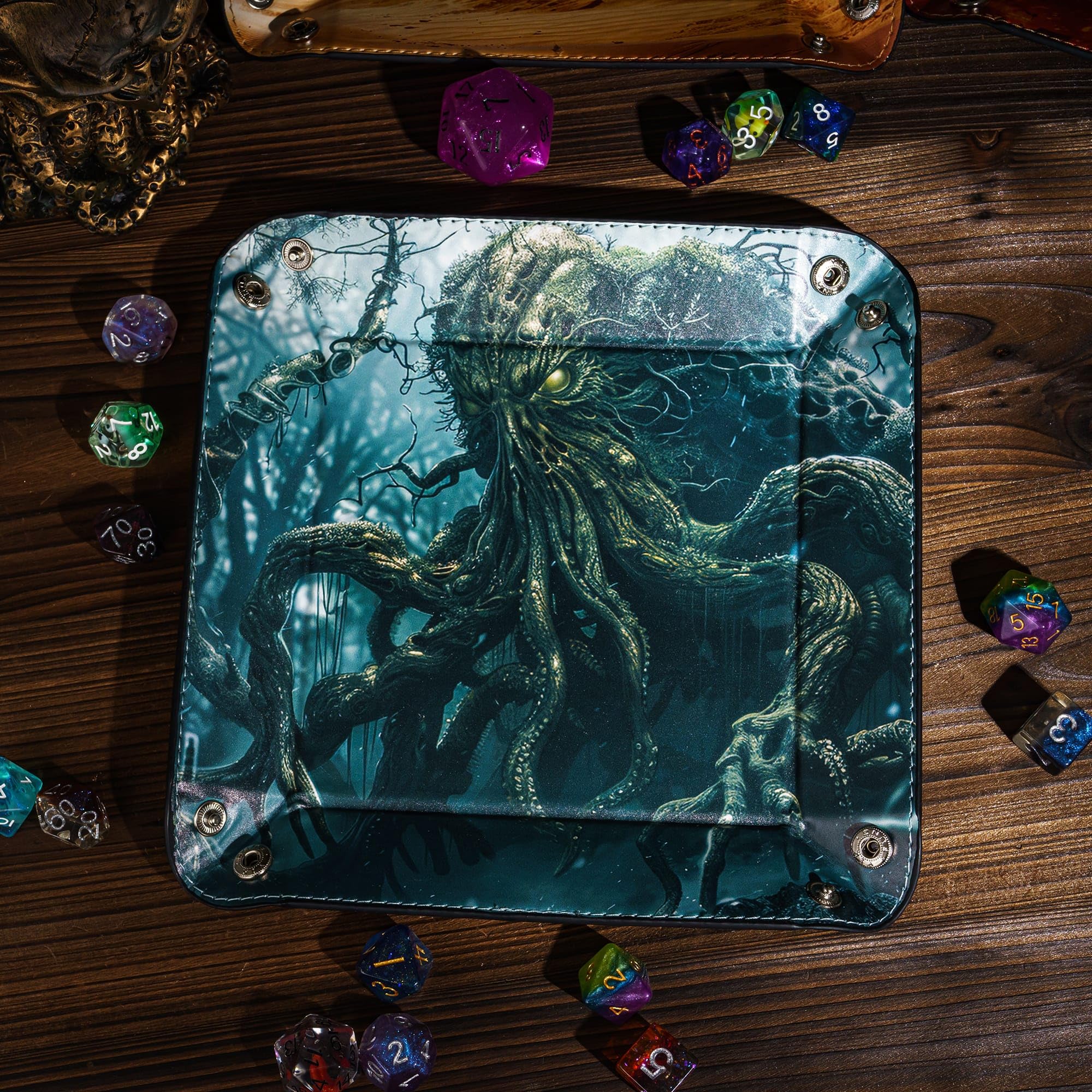 Cusdie PU Leather Dice Tray Square Tray for Dice Rolling and Storing Small Items - Cthulhu Design, Grey Cthulhu - Image 4