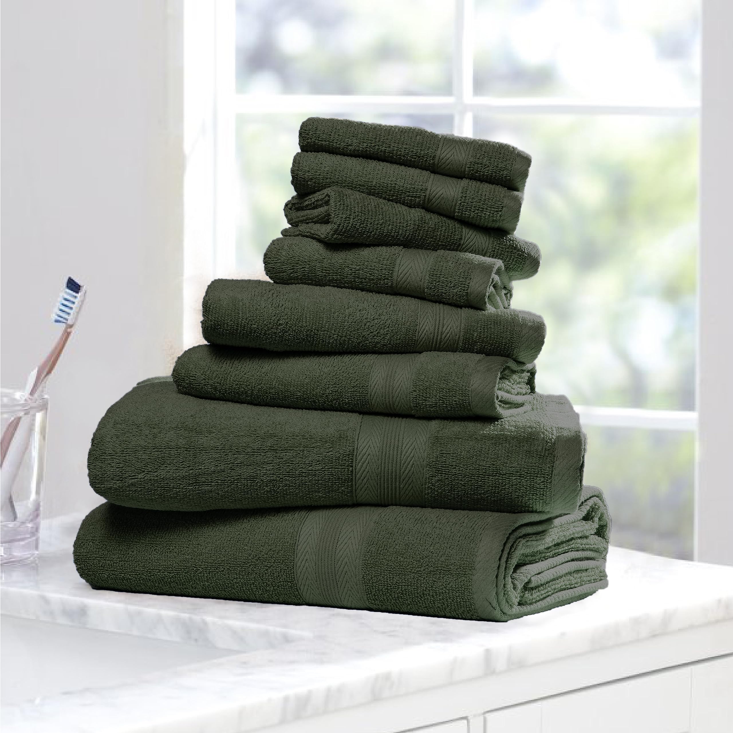 BOUTIQUO Lot de 8 serviettes 100 % coton, 2 serviettes de bain 68,6 x 137,2 cm, 2 essuie-mains 40,6 x 71,1 cm, 4 débarbouillettes 33 x 33 cm, douces, absorbantes, lavables en machine, vert olive