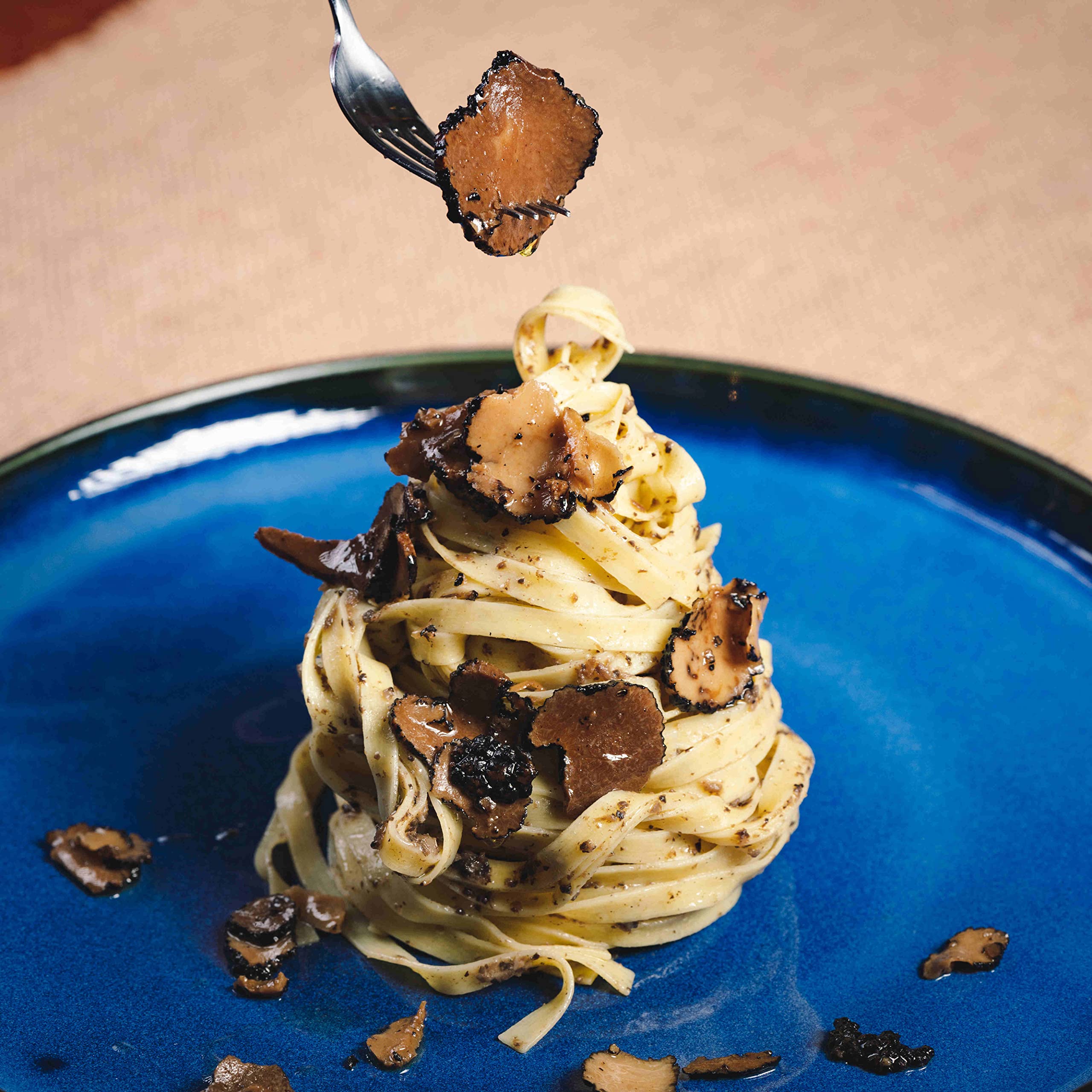 Lord Truffle | Carpaccio de Trufa Negra de Verano Italiana 45g, Olor a Maleza, Obtenido de Fina Trufa Negra Fresca de Temporada, Trufa Negra Fresca Gourmet 1ª elección, 100% Italiano