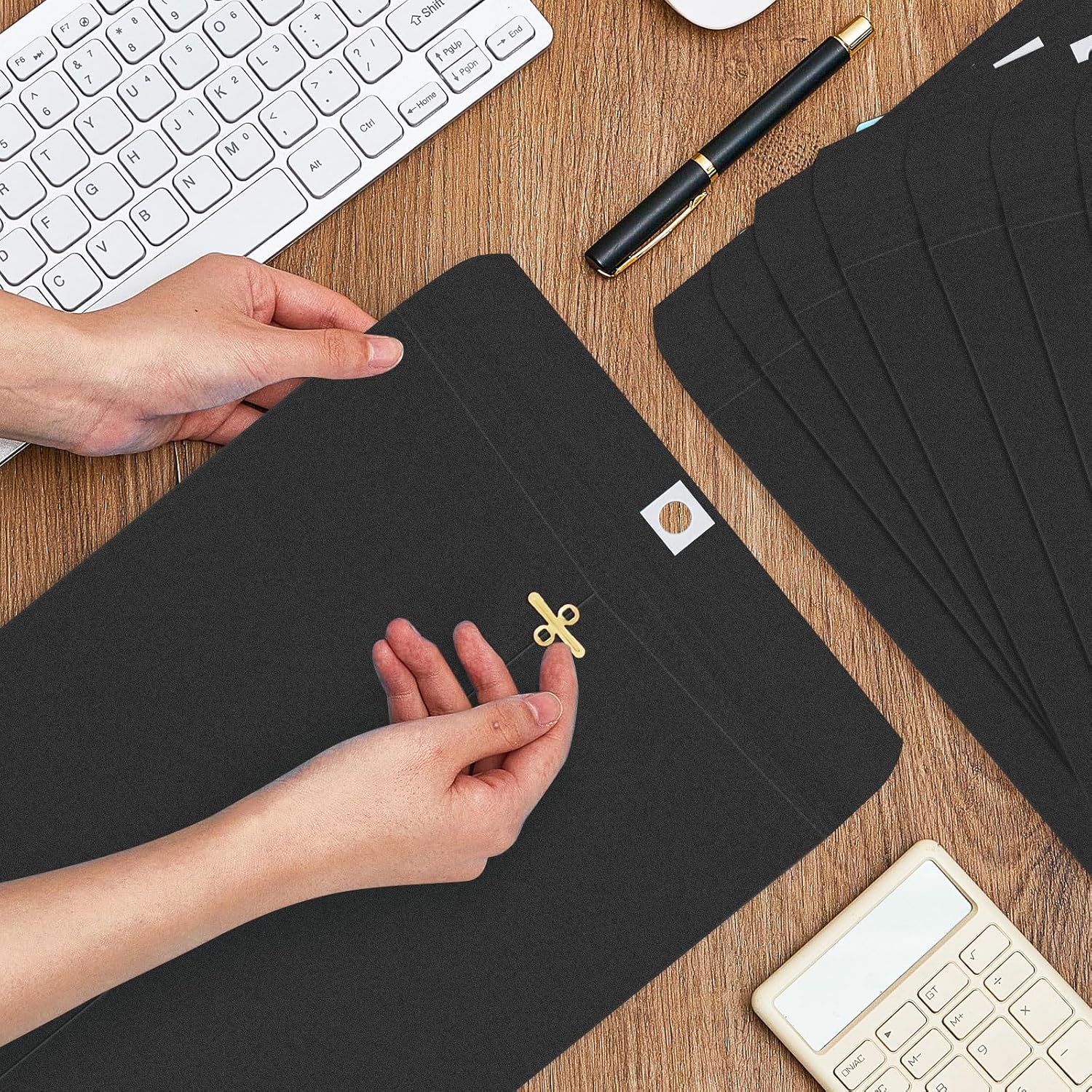 Geyee 50 Pcs 9 x 12 Inch Clasp Envelopes Letter Size Mailing Envelopes with Clasp Closure for Filing Storing Documents Office Home Business School (Black)