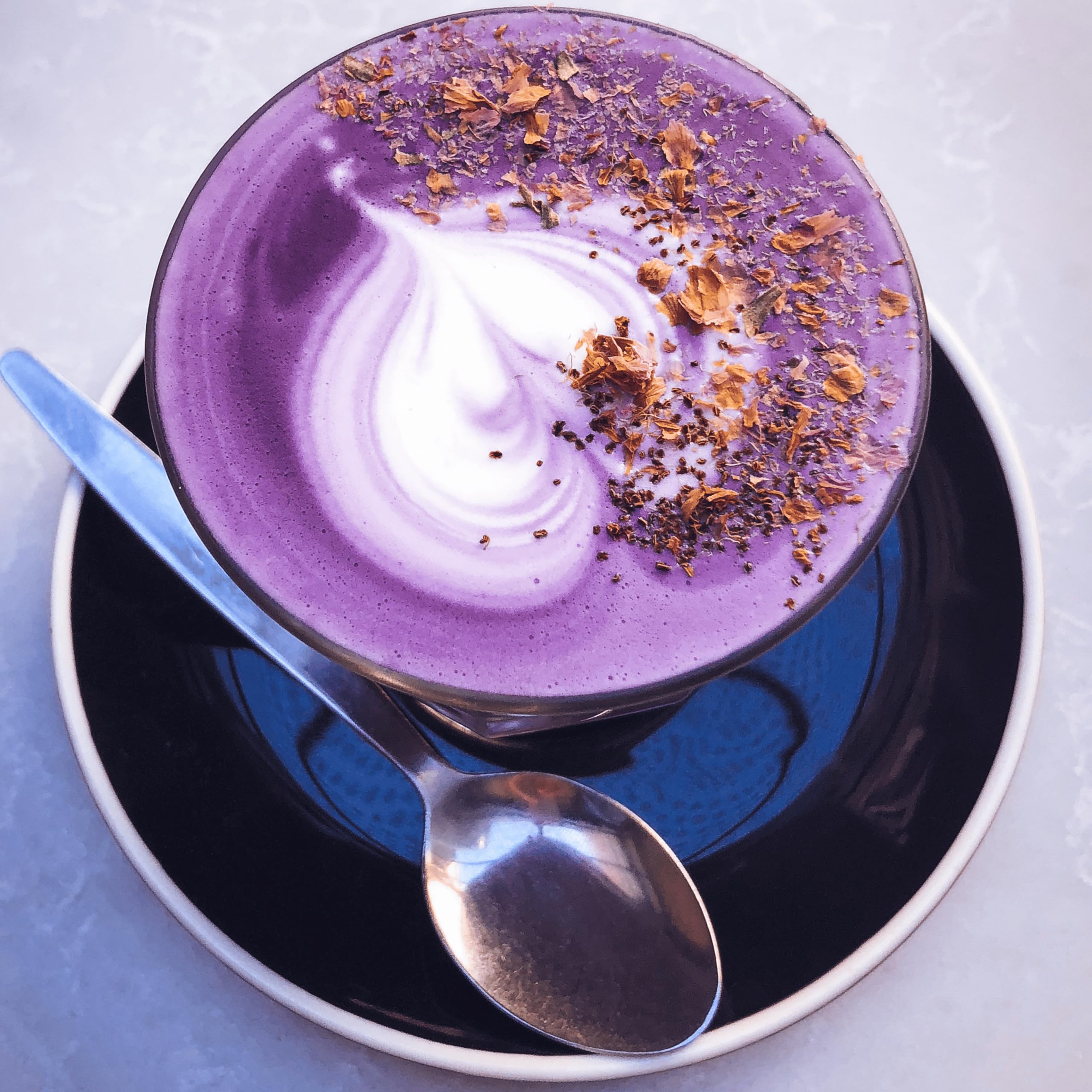 750 Grammes de Poudre de Ube ◈ Poudre 100% Pur Ube Naturel ◈ Spécial Professionnels ◈ Qualité Premium ◈ Origine Philippines ◈ Sans additifs ou colorants ◈ Vegan & Sans Gluten