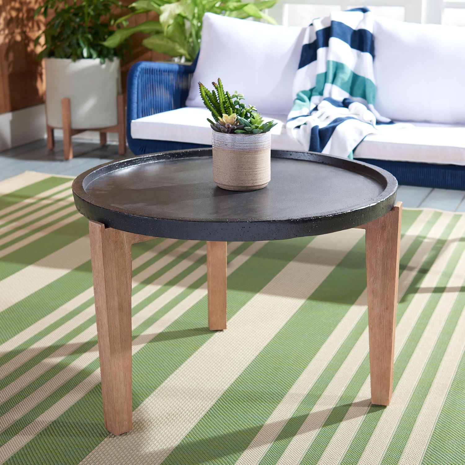 SAFAVIEH Outdoor Collection Valton Natural/Black Side Table PAT1511A