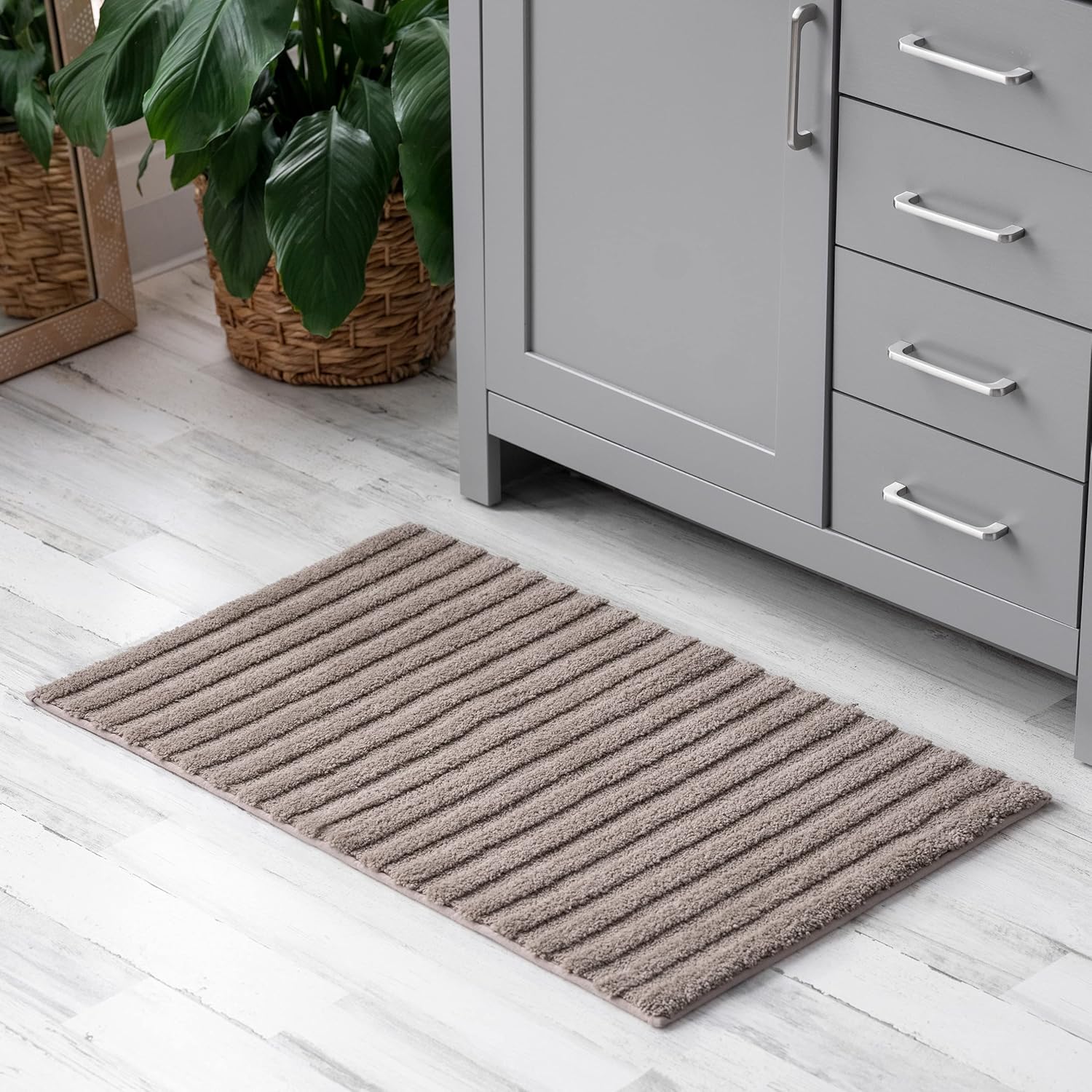 Welhome 100% Microfiber Drylon Bathroom Rug | Taupe Brown | 20" x 34"| Textured Stripe Design | Super Absorbent | Ultra Soft | Quick Dry | Anti-Slip Backing | Hotel Spa Collection : Home & Kitchen
