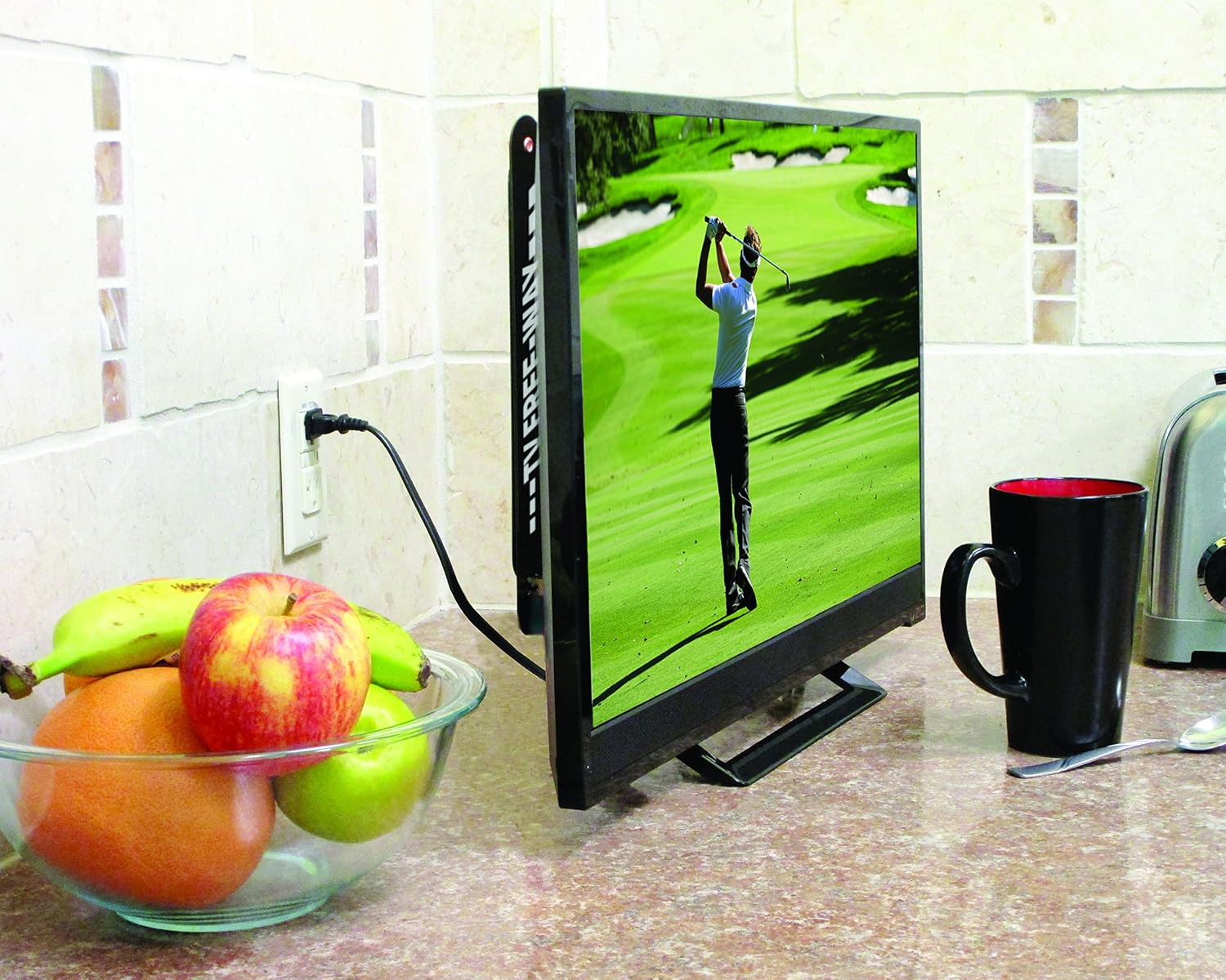 Get Clear TV with a Portable Digital Antenna from TV Free-Way by BulbHead