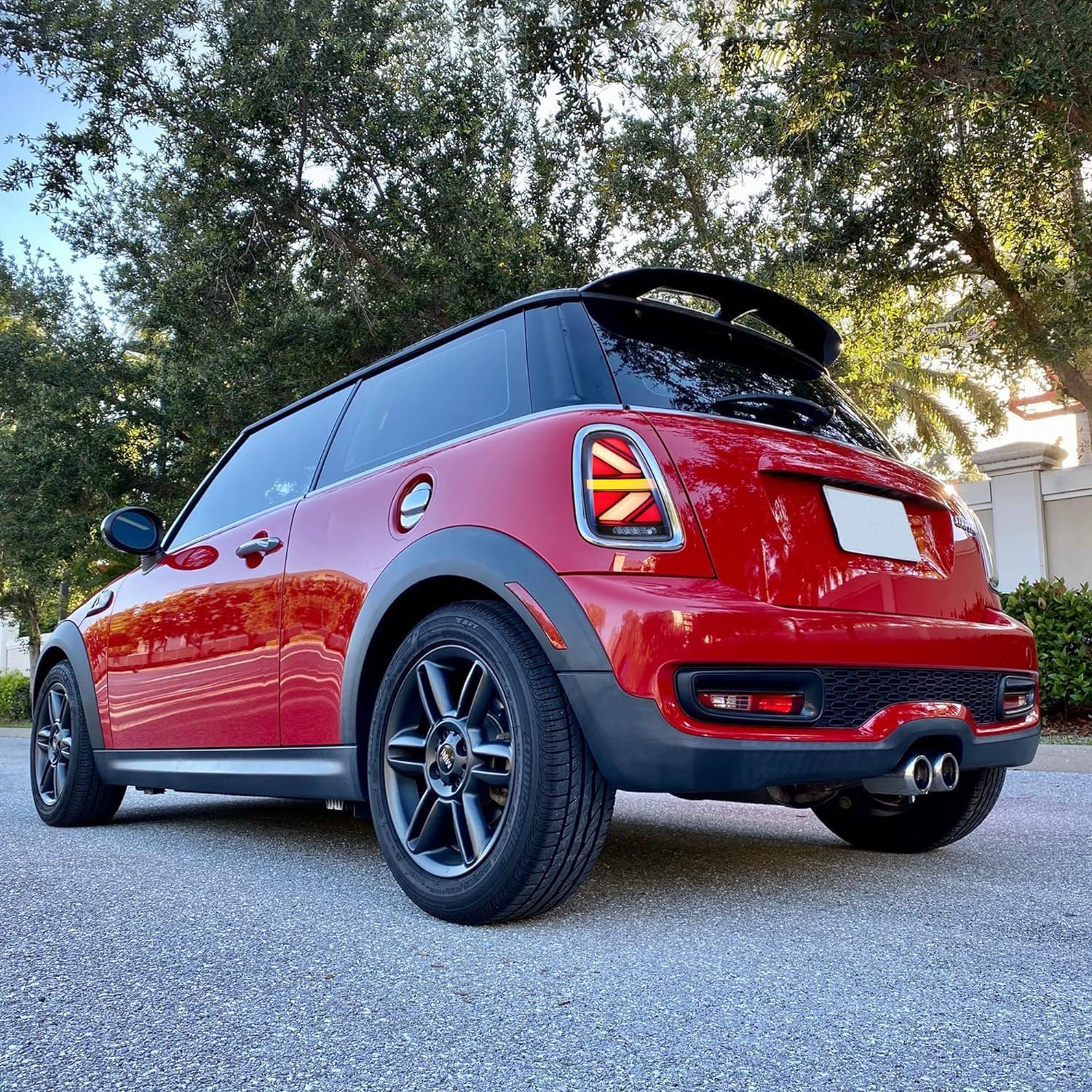 VLAND LED Tail Lights Compatible with Mini R56 Hatchback/Convertible R57/Coupe R58/Roadster R59 2007-2014 Union Jack Rear Lamp Assembly w/Sequential Turn Signal,Sold as Pair (Clear Lens)