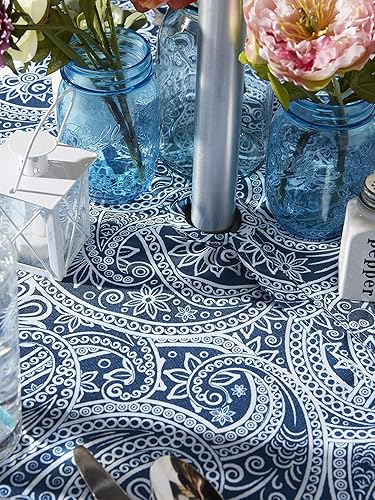 Miniatura 8 de DII Colección de mesa para exteriores, resistente a las manchas y al agua, 60" redonda con cremallera, cachemira azul