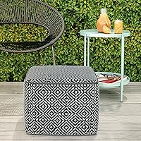 Vista 2 de SIMPLIHOME Briella - Puf cuadrado de 18 pulgadas de ancho hecho a mano de poliéster tejido de PET para exteriores/interiores, en gris y blanco