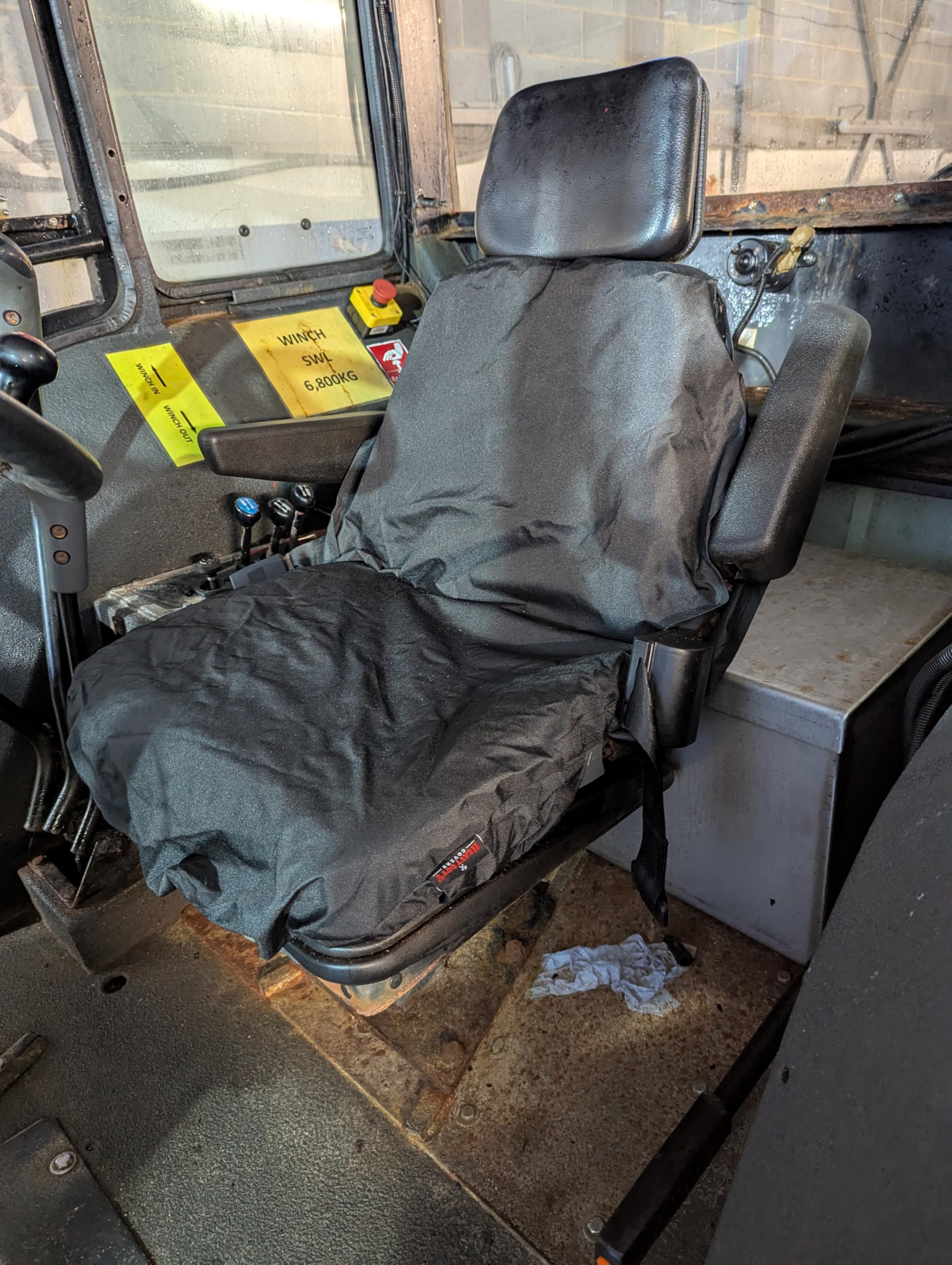Funda de asiento de tractor mediana y grande, impermeable, resistente, se adapta a John Deere, New Holland, Case, Fendt, Massey Ferguson y más, color negro