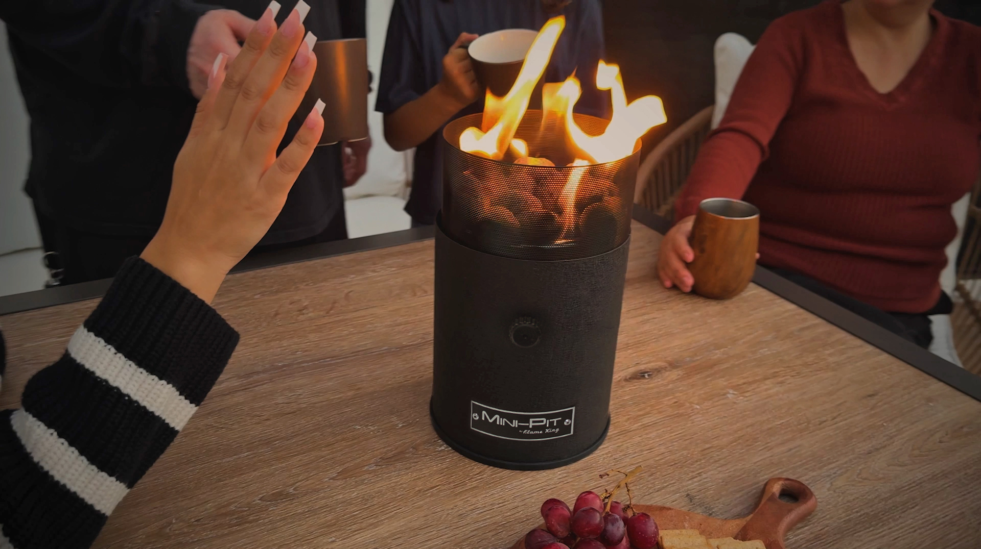 168 Fire King Phelbee Small Ref Lid 2セット Amazon.com : Flame King Mini Tabletop Fire Pit, Dual Fuel
