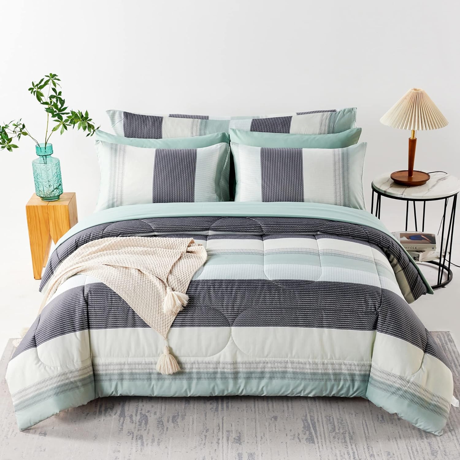 RYNGHIPY Sage Green Striped Comforter Set, Geometric Lightweight Soft Bedding Set, All Season Down Alternative Men Boy Comforter with Sheets Pillowcses (Full,Sage Green)