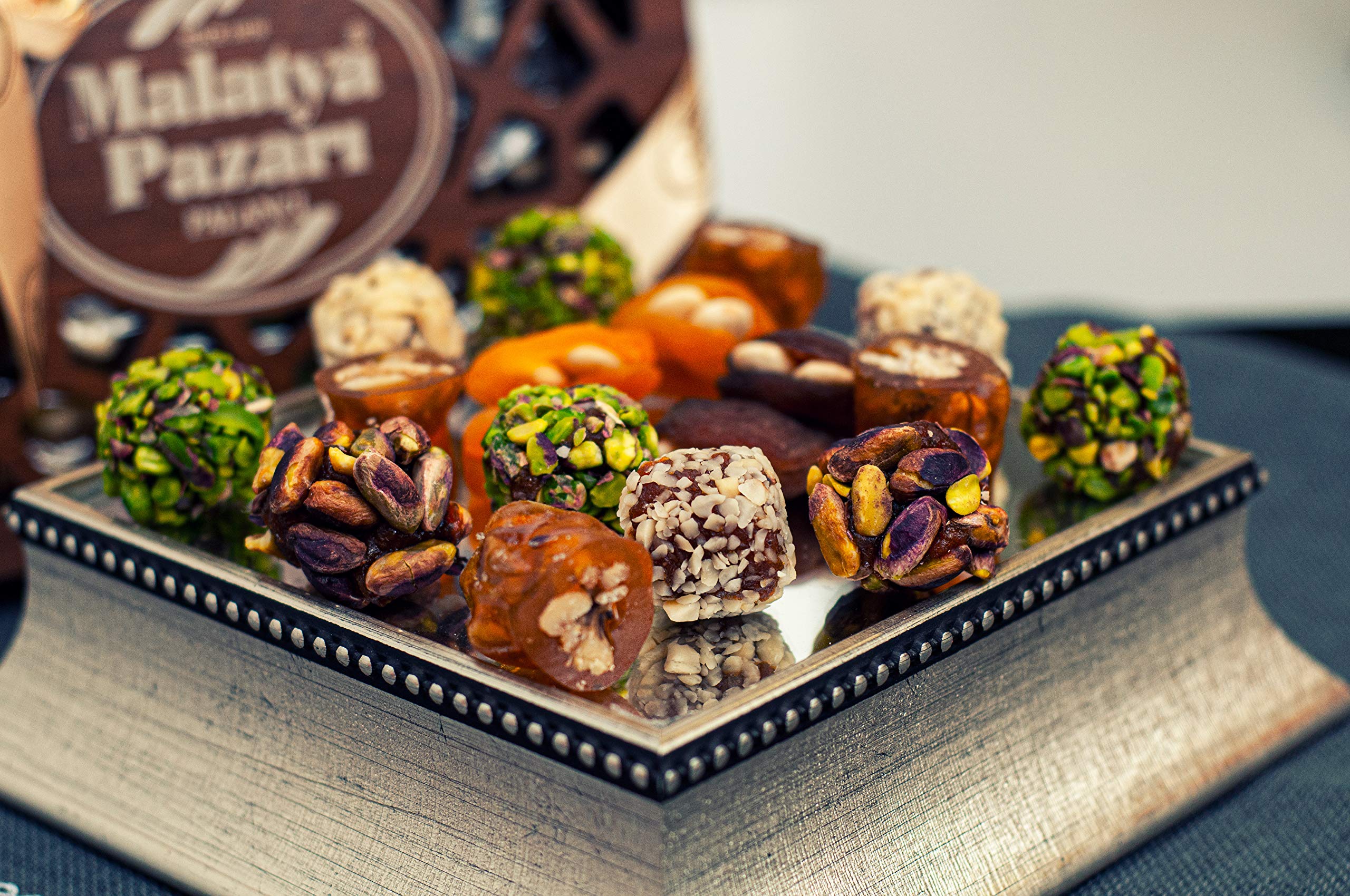 Palanci | Bombones Rayiha | Snacks saludables 200 gr | Mezcla de caramelos veganos | bajo en azúcar | albaricoques secos, pistachos, almendras, nueces en almíbar de uva | Frutos Secos | set de regalo