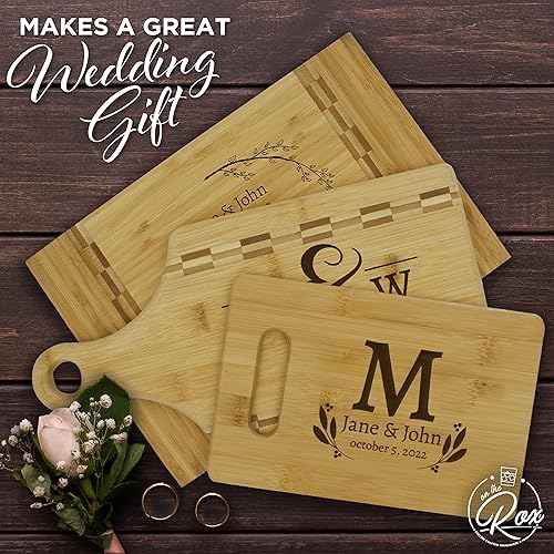 Vista 4 de Personalized Wedding Gifts for Couples - Personalized Cutting Board - Custom Bamboo Cutting Board - Engraved Cutting Board - Customizable