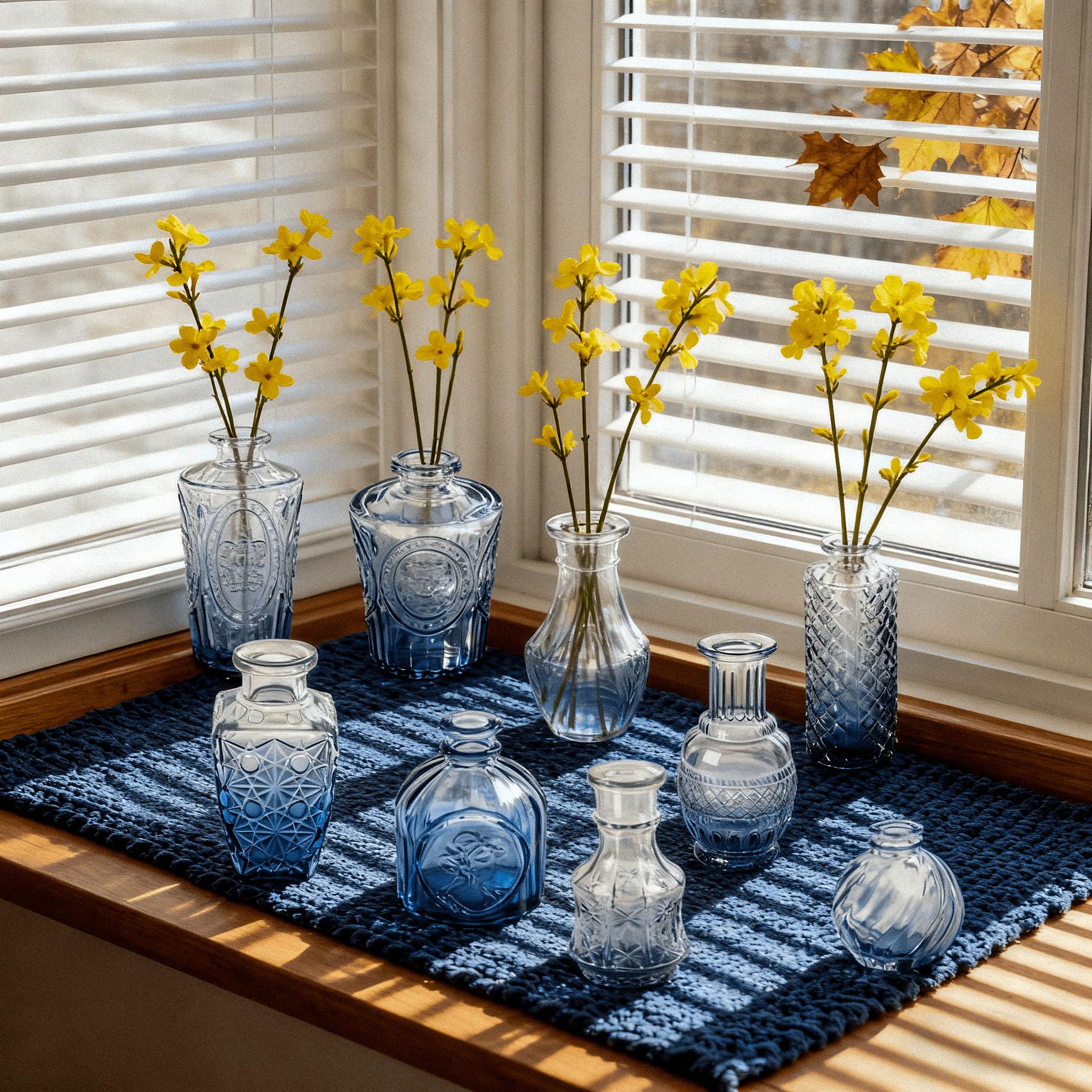 YRHome 32 Stück Kleine Vasen für Tischdeko, Glas-Budenvasen-Set Mini, kleine Glasvase, Vintage-Blumenvasen & Knospenvasen für Hochzeiten, Partys, Feierlichkeiten Verlauf Blau