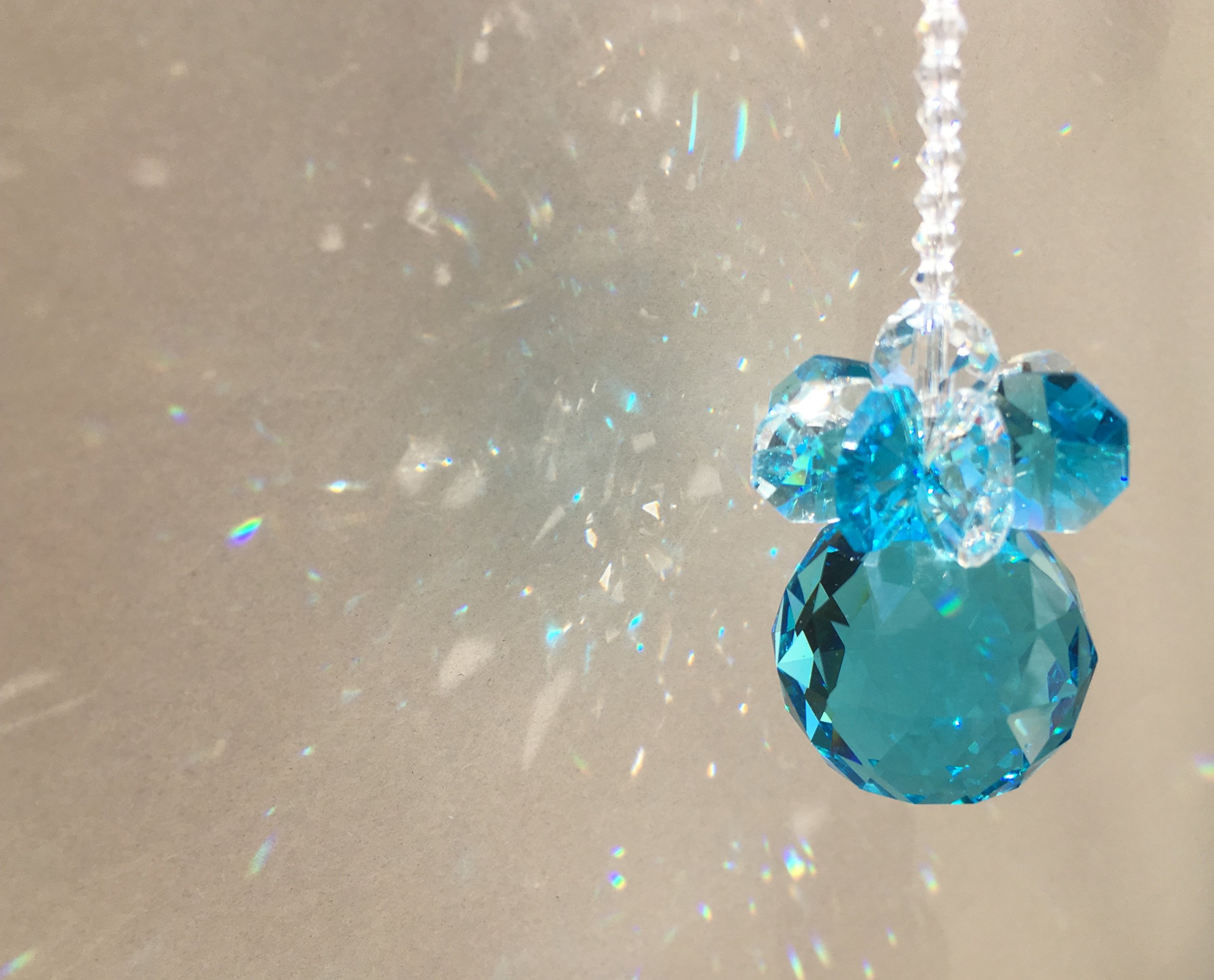 Amazon｜サンキャッチャー お花型 ライトブルー きらきら光のシャワー