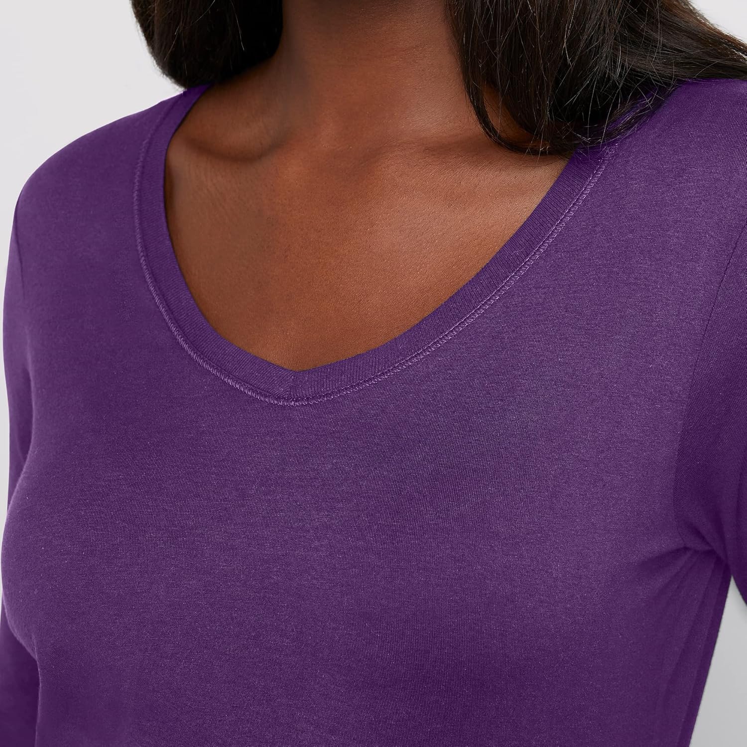 Hanes Womens Originals Long Sleeve Cotton V-Neck T-Shirt, Lightweight V-Neck Tee, Modern Fit - Image 3