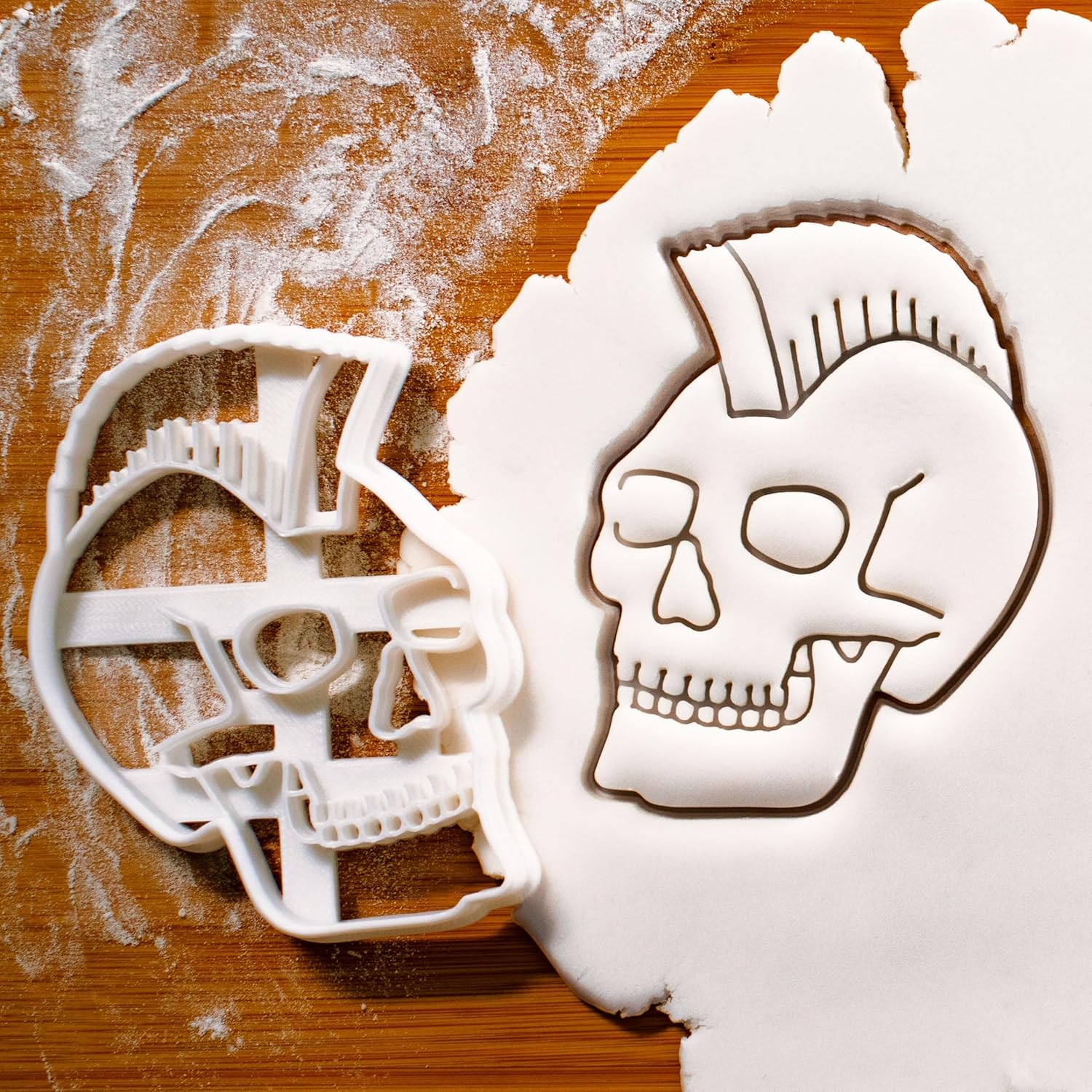 Set of 3 Rebel Skulls Cookie Cutters, 3 pieces - Bakerlogy