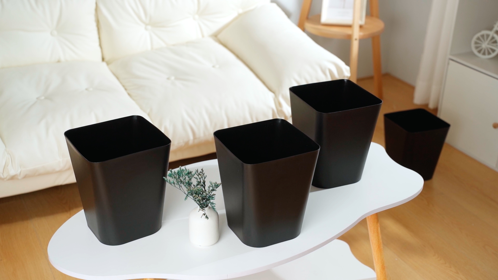 Image of Hoolerry 9 Pieces Garbage Can 2 Gallon Small Trash Cans Bulk Bathroom Trash Bin Plastic Wastebasket Square for Bedroom Slim Bathroom Trashcan Small Container for Kitchen Office Home Rooms(Black)