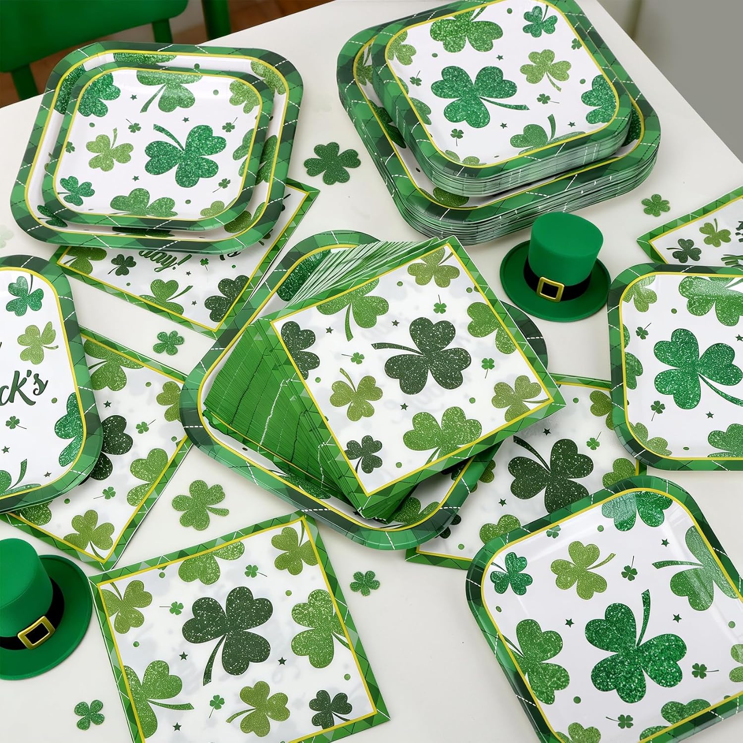 200Pcs St. Patrick’s Plates and Napkins Party Supplies｜7&9inch Green Shamrock Plaid Plates and Paper Napkins｜Disposable Tableware for Happy Patricks Day,50 Guests