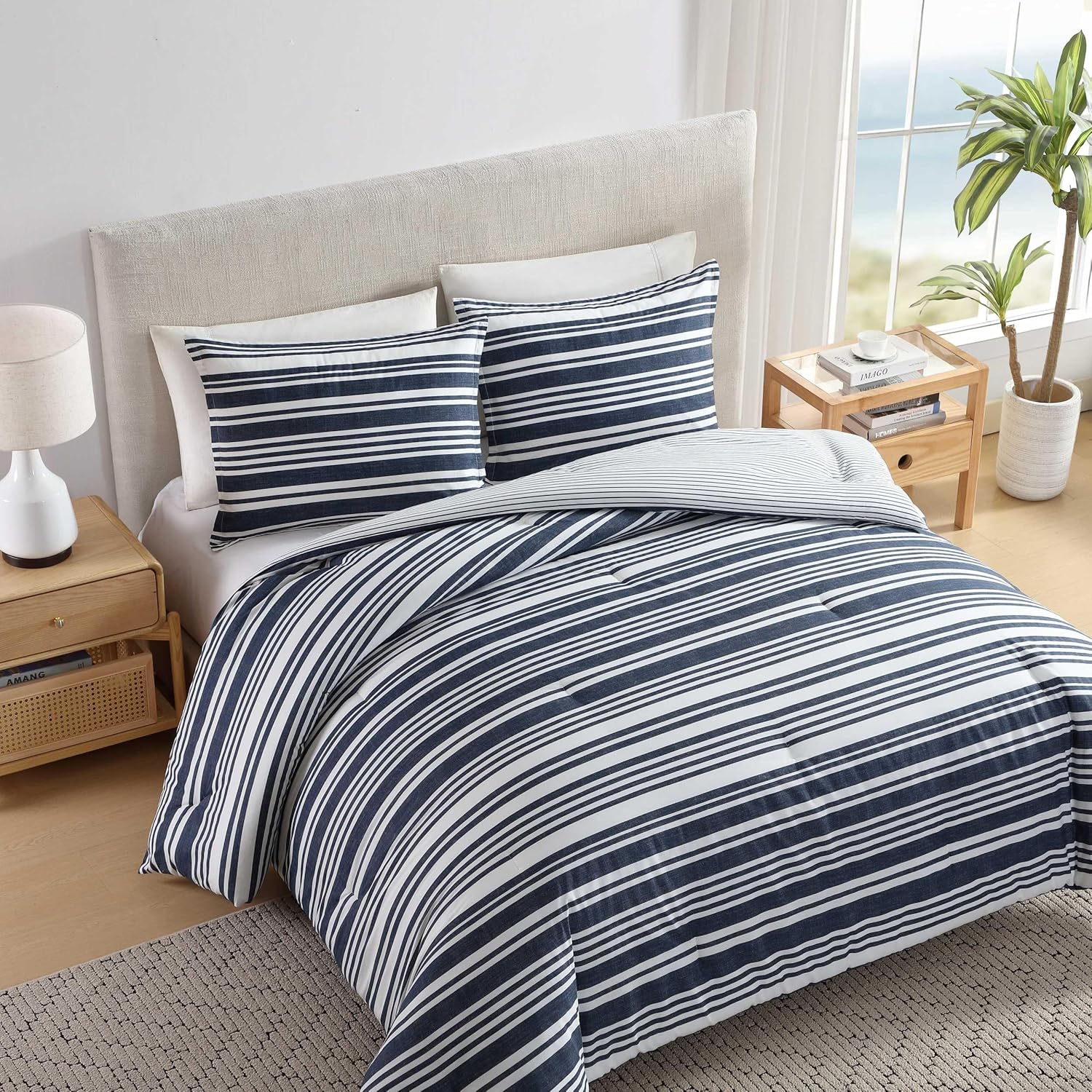 Nautica - King Comforter Set, Textured Printed Cotton Slub Bedding with Matching Shams, Medium-Weight, Oeko-Tex Certified (Coastline Stripe Blue)