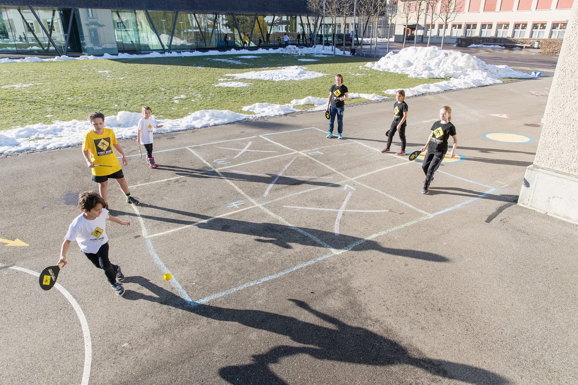 Street Racket 24 Player Racket Set - The Most Versatile, Fun and Easy Racket Game for in- and Outdoors - Free APP Included, Black/Yellow