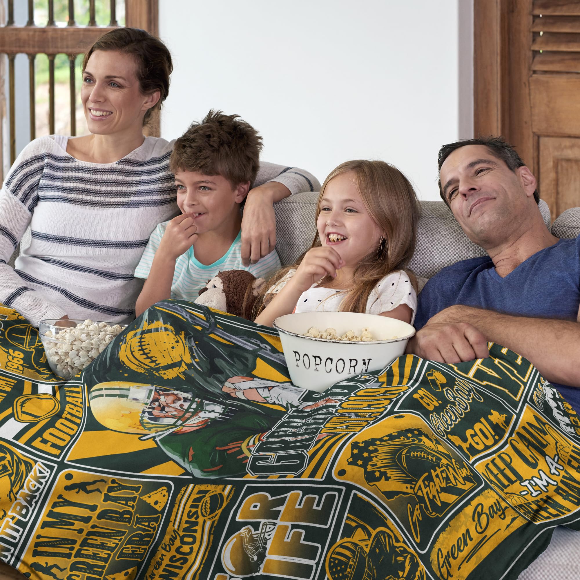 Fußballdecke, Merch für Herren, Fußball-Geschenke für Männer und Frauen, 203,2 x 152,4 cm | Kuschelige Überwurfdecke im Fußball-Stil für Bett, Couch