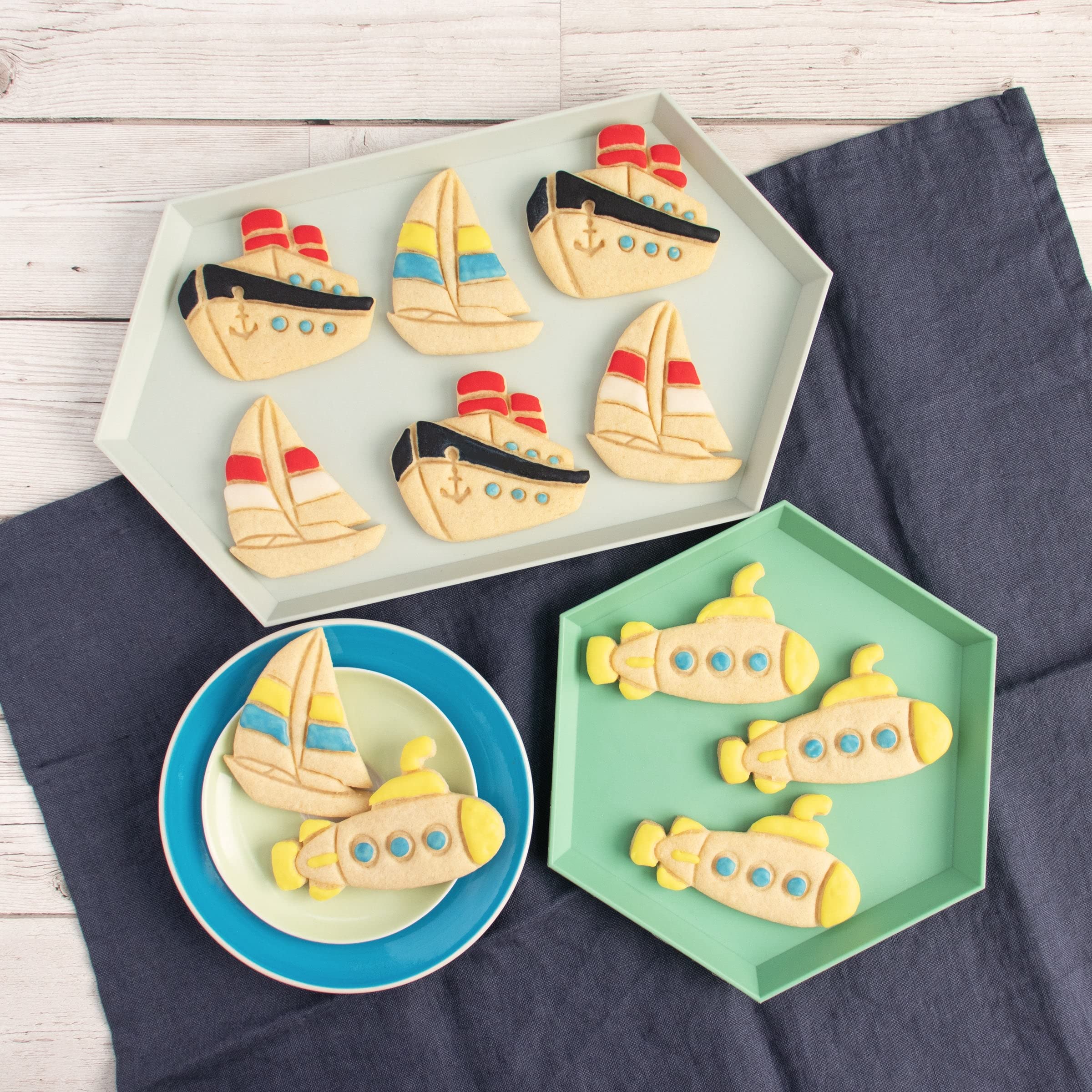 BAKERLOGY Set of 3 Marine Transport Cookie Cutters (Designs: Ferry, Submarine and Sailboat) - Image 3