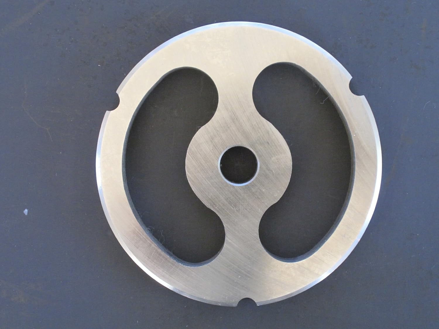 #32 size Kidney Sausage stuffing plate for LARGE meat grinder.