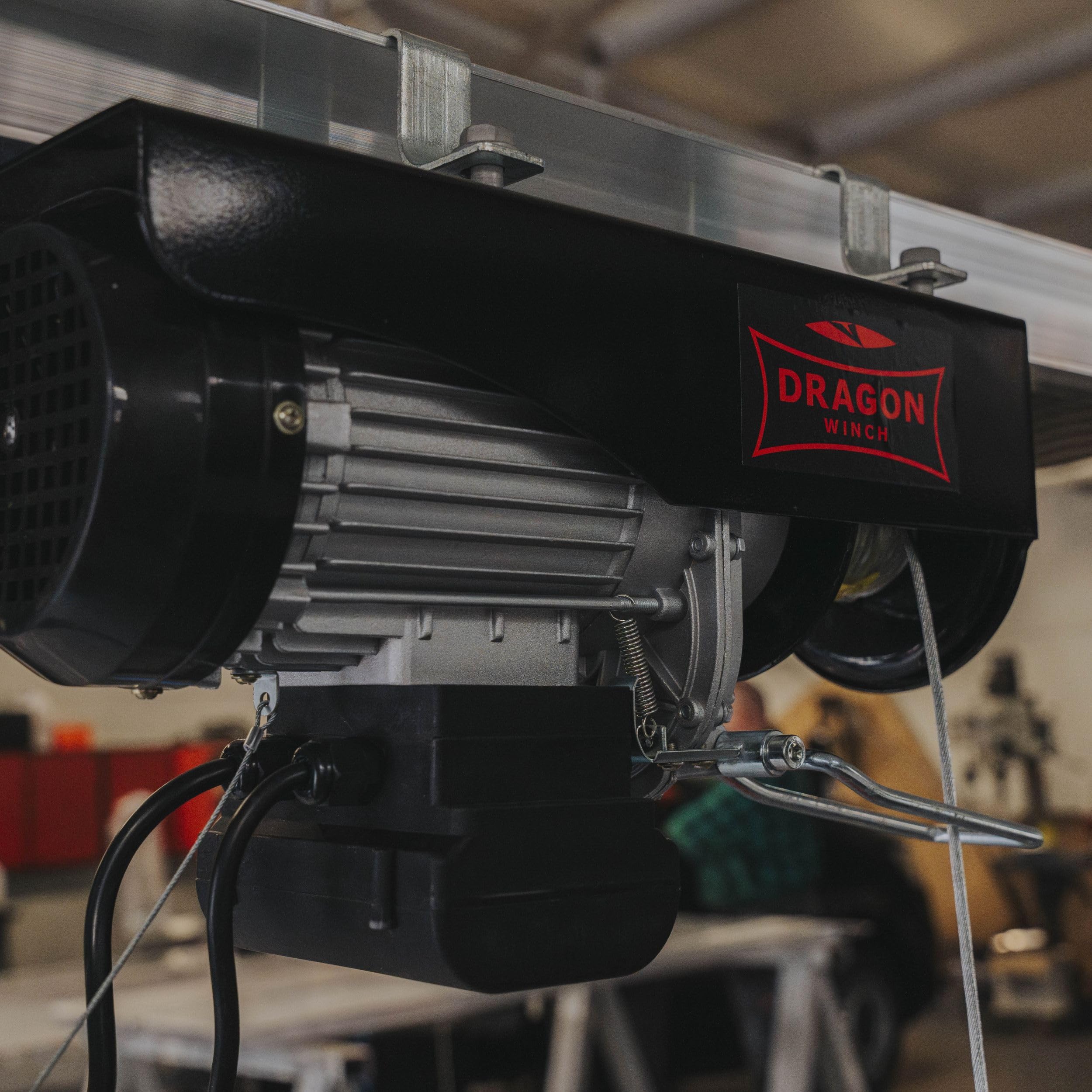 Dragon Winch - Treuil à Câble Électrique 990kg 230V, Treuil-Palan Moteur en Cuivre 1300W avec télécommande à câble, palan électrique d'une capacité de charge de 500kg–990kg hauteur de levage 12m